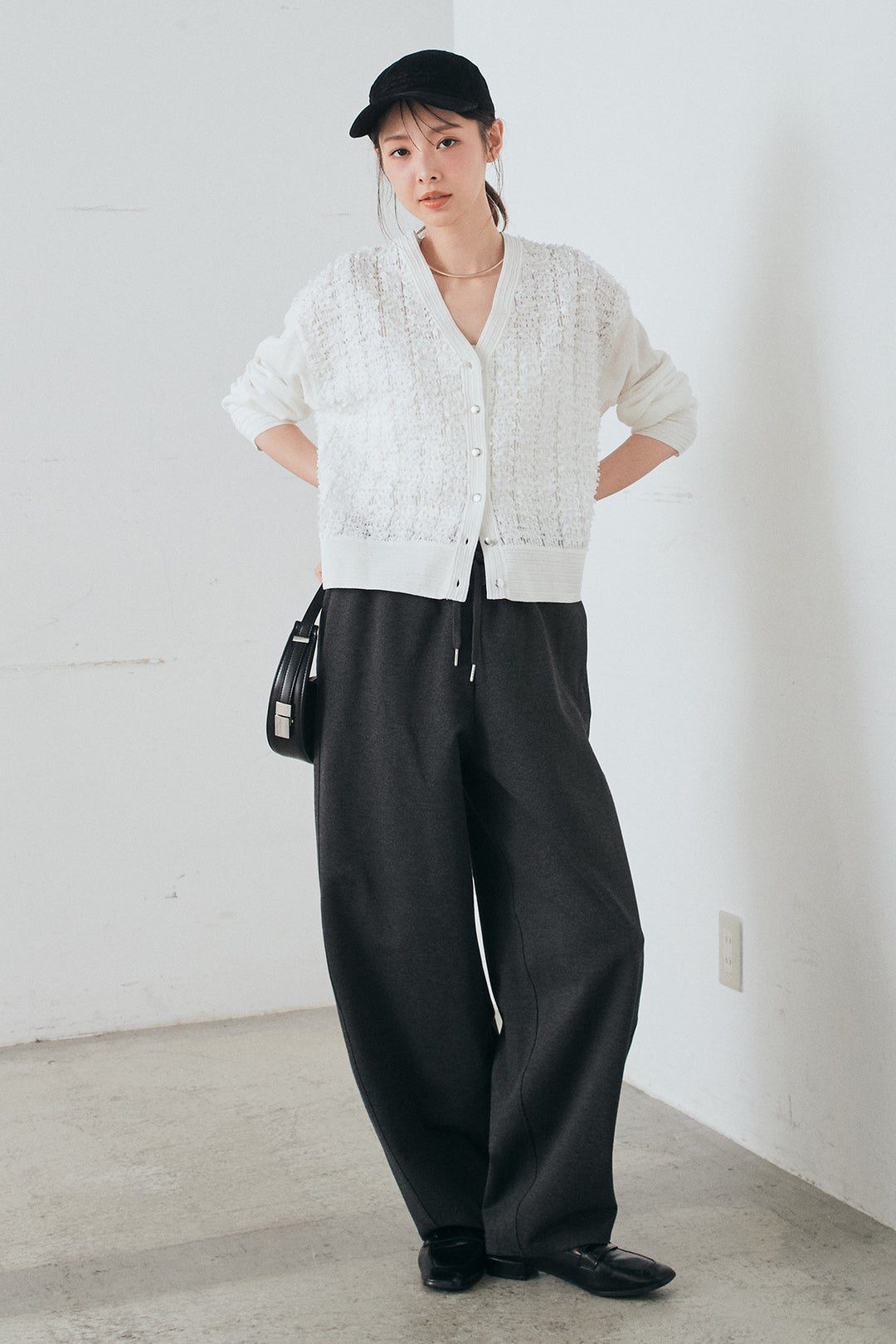 [SET]モコレースVネックカーディガン+カットダンボールウエストフリルカーブパンツ(2set)