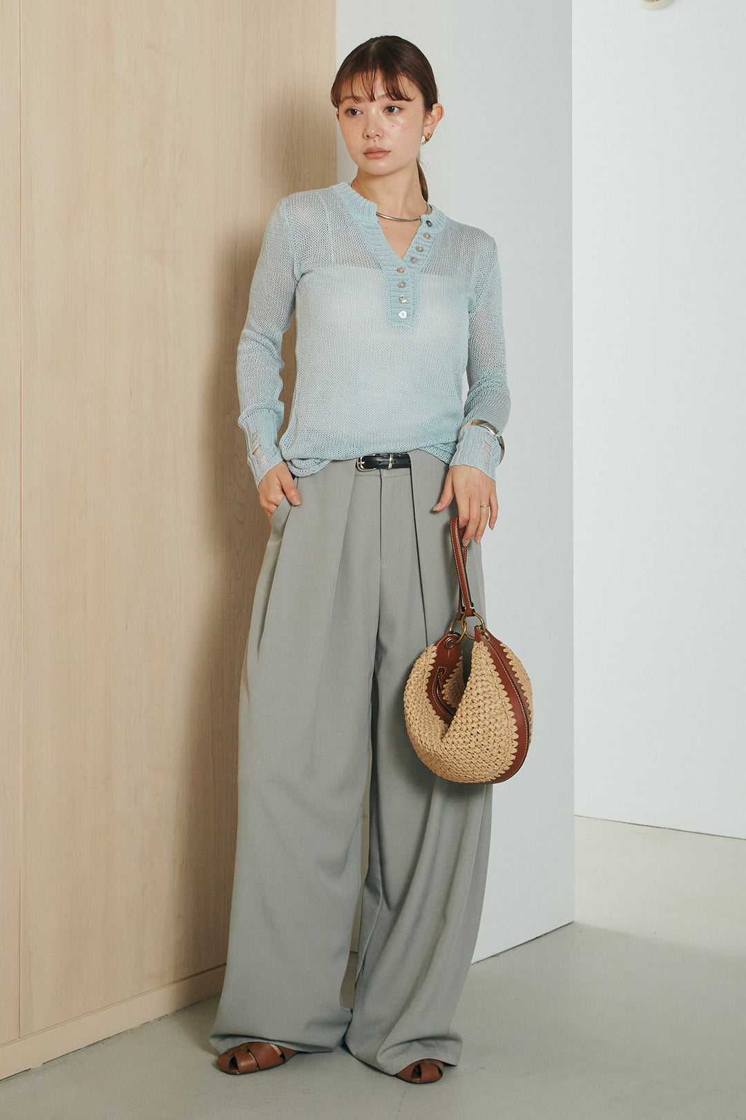 [SET]ヘンリーネックダメージニットプルオーバー+ビックベルトループタックベルト付きワイドパンツ(2set)