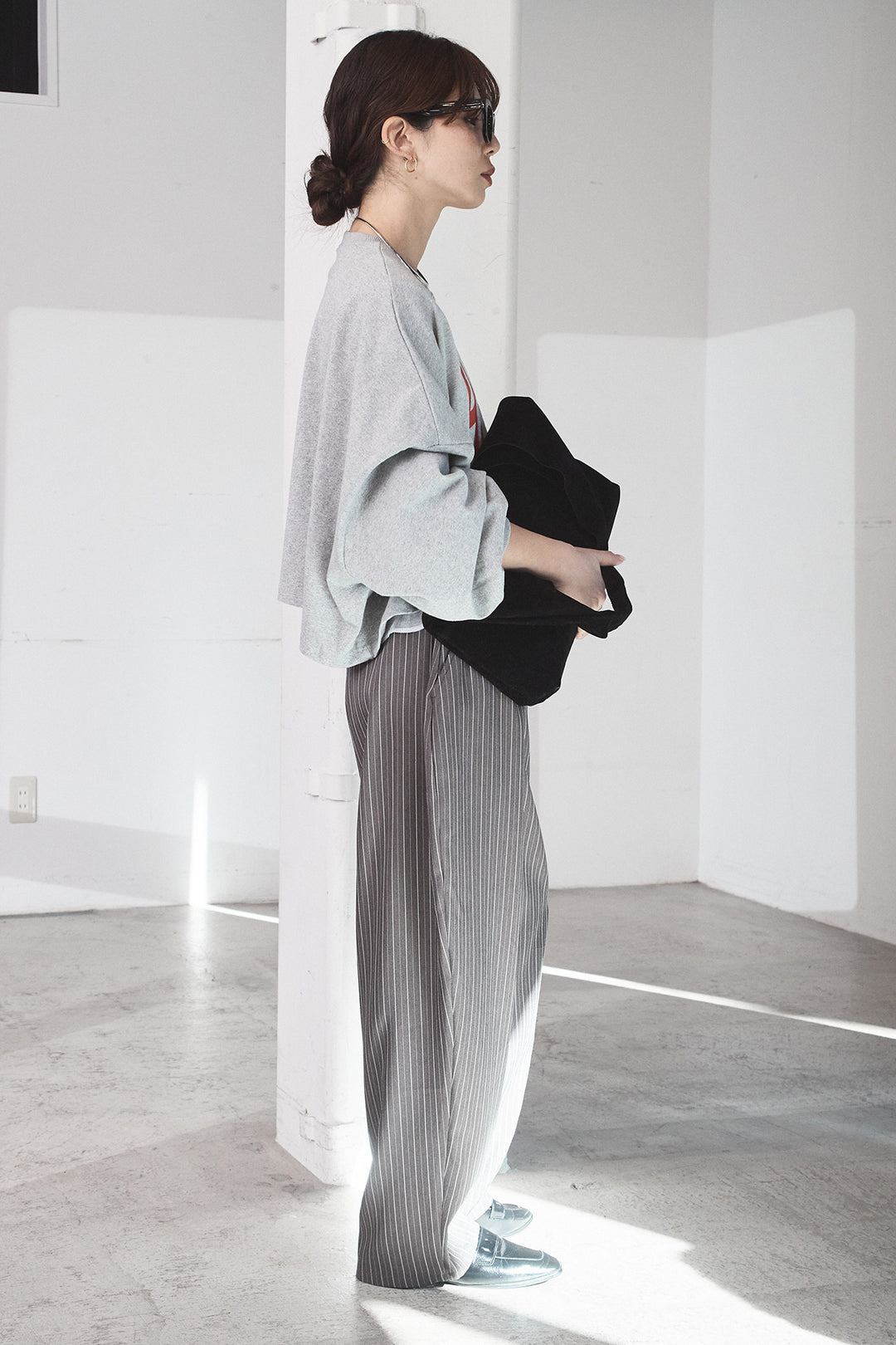 [SET]ビッグロゴHRU袖ボリュームトップス+リブシアークルーネック長袖トップス(2set)