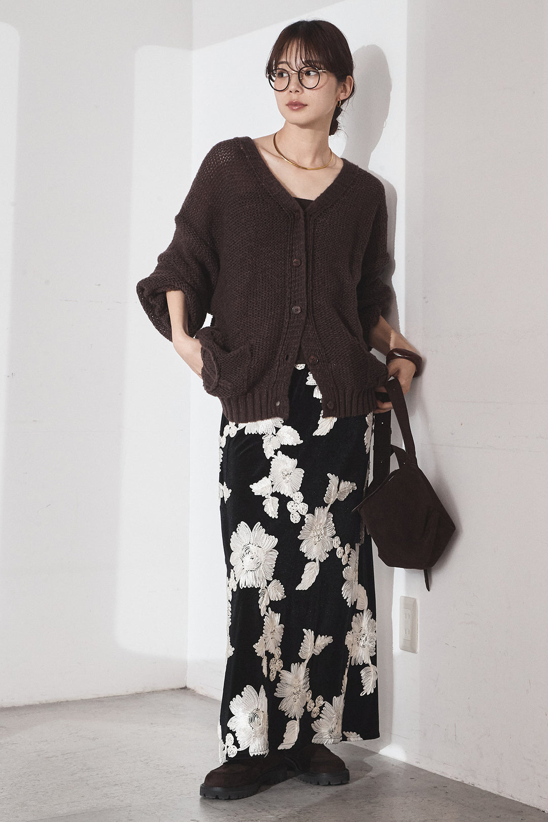 [SET]コード刺繍リラックスニットカーディガン+フラワー刺繍ワイドスカート(2set)