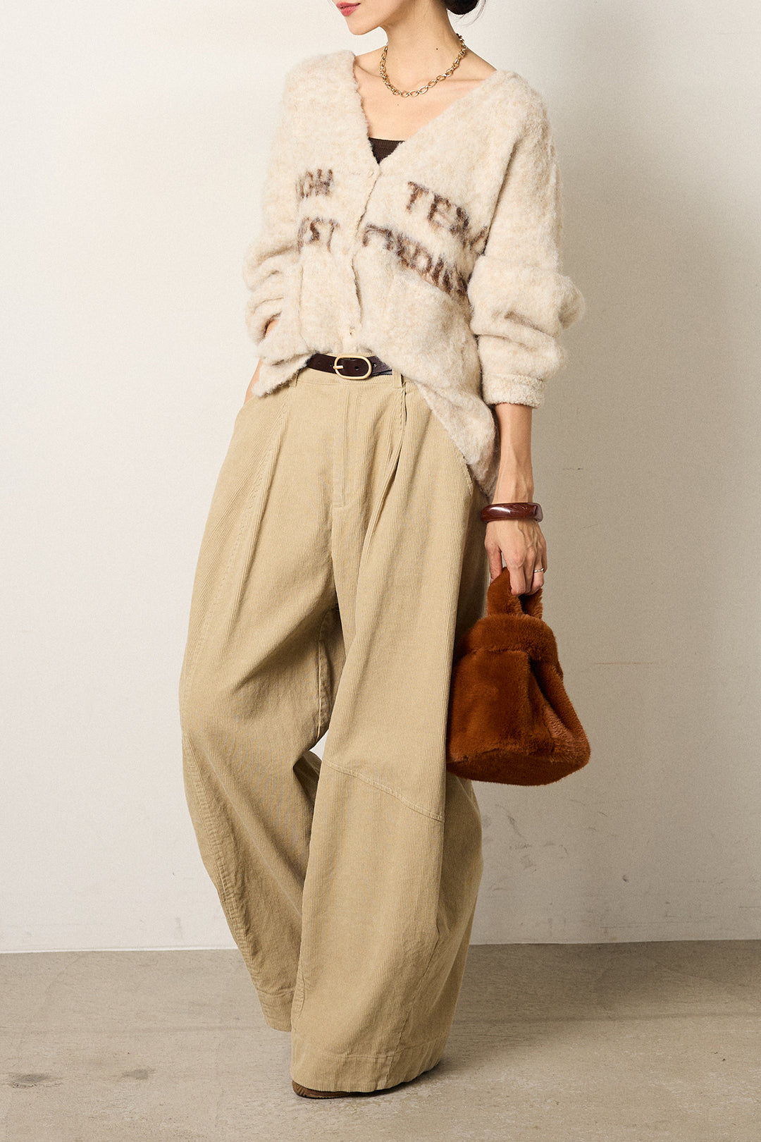 [SET]ウール混透かしロゴニットカーディガン+タック入りコーデュロイワイドパンツ(2set)