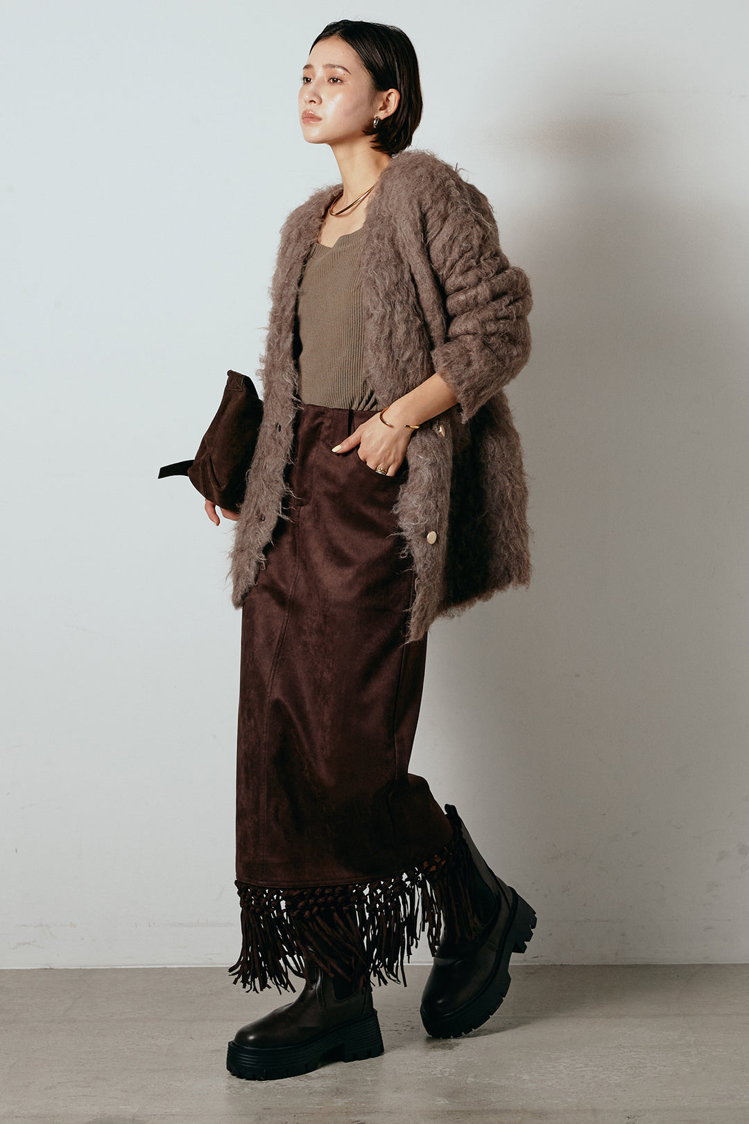 [SET]ウェーブシャギーニットジャケット+スウェードライク裾フリンジスカート(2set)