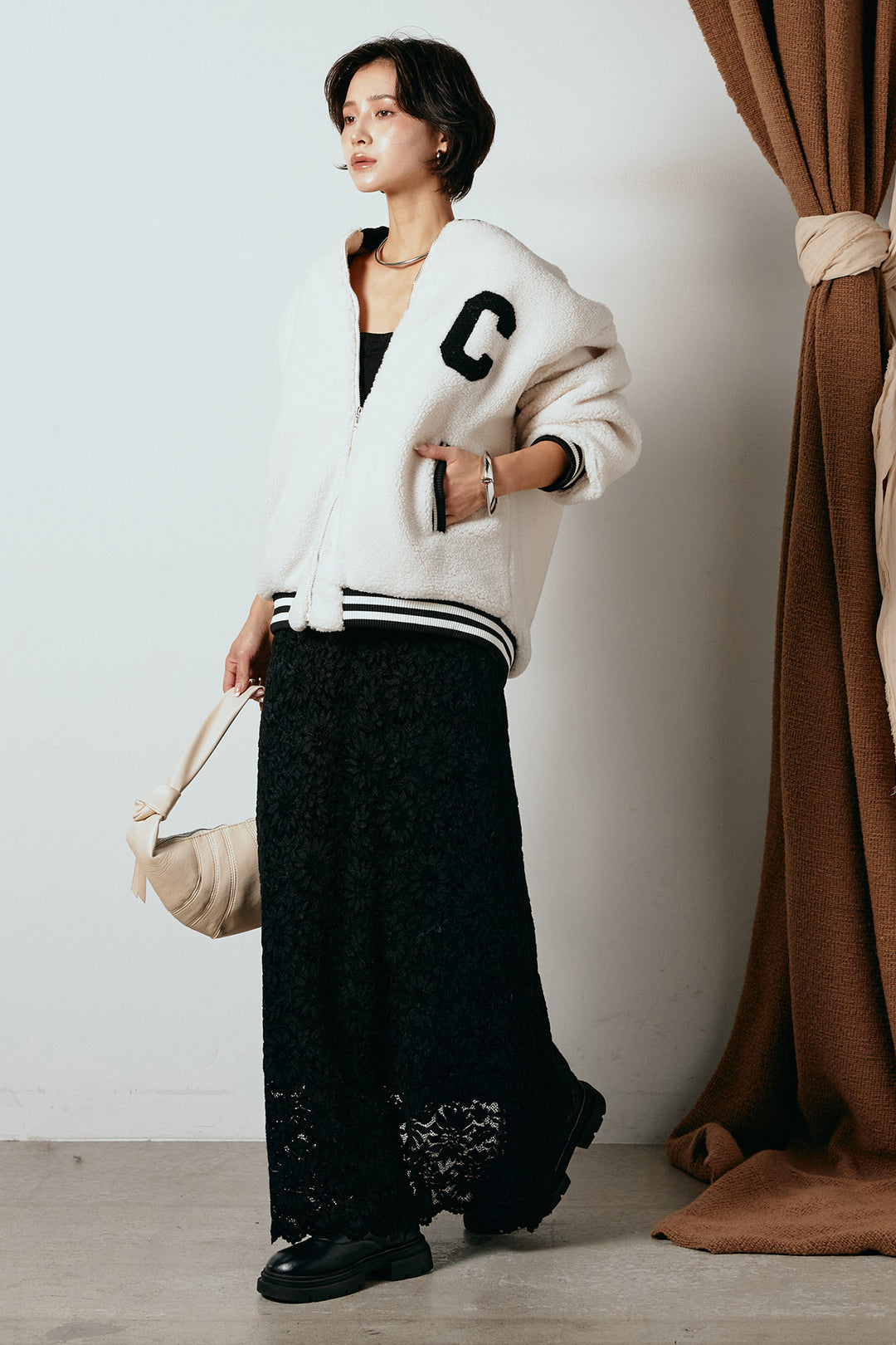 [SET]ロゴスタジャンボアブルゾン+花柄刺繍ベロアフレアスカート(2set)