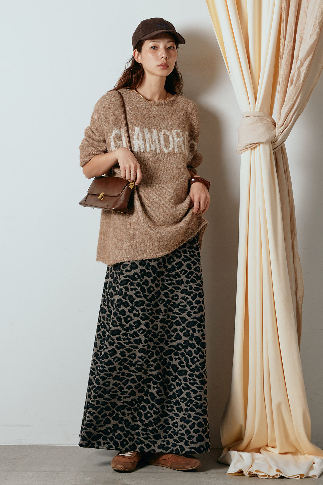 [SET]フロントロゴデザインニットトップス+レオパードロングスカート(2set)
