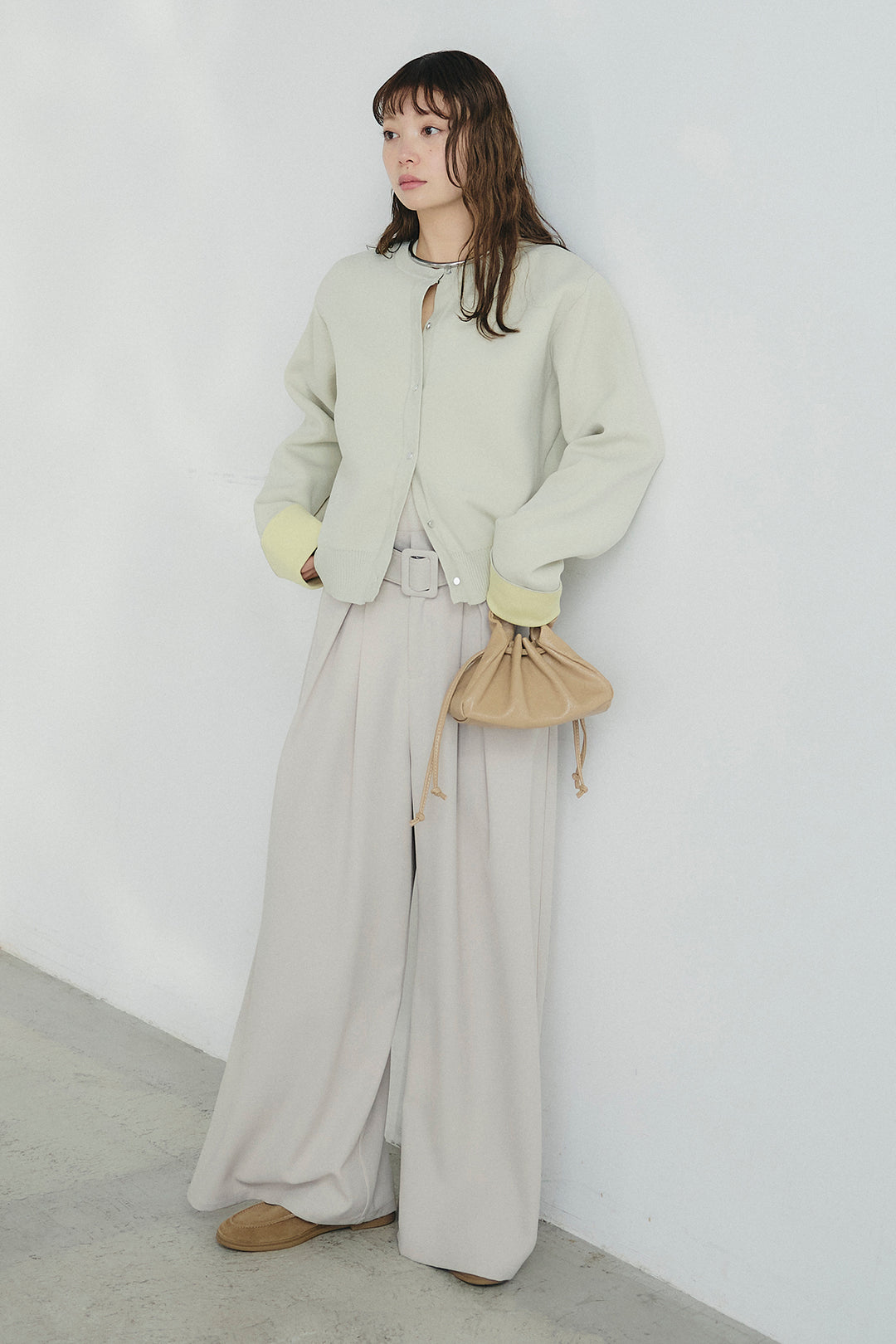 [SET]リバーシブル配色ニットカーディガン+ベルト付きツータックワイドパンツ(2set)