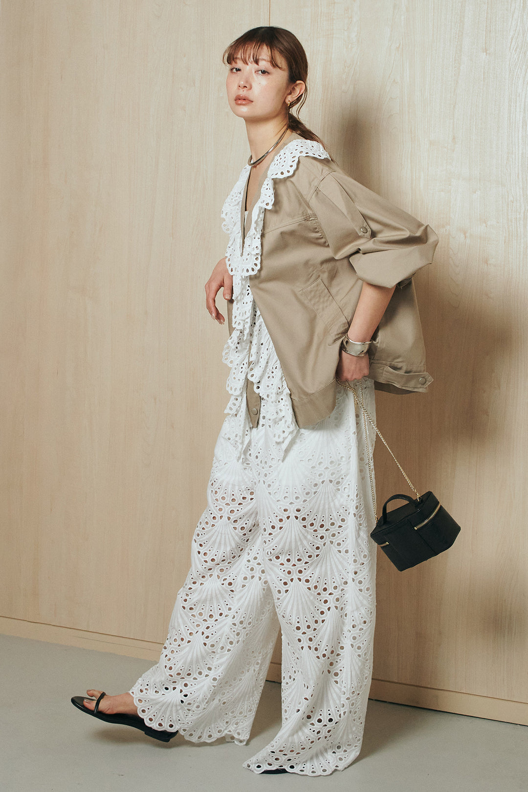 [SET]レースフリルドッキングアウター+レース刺繍リラックスパンツ(2set)