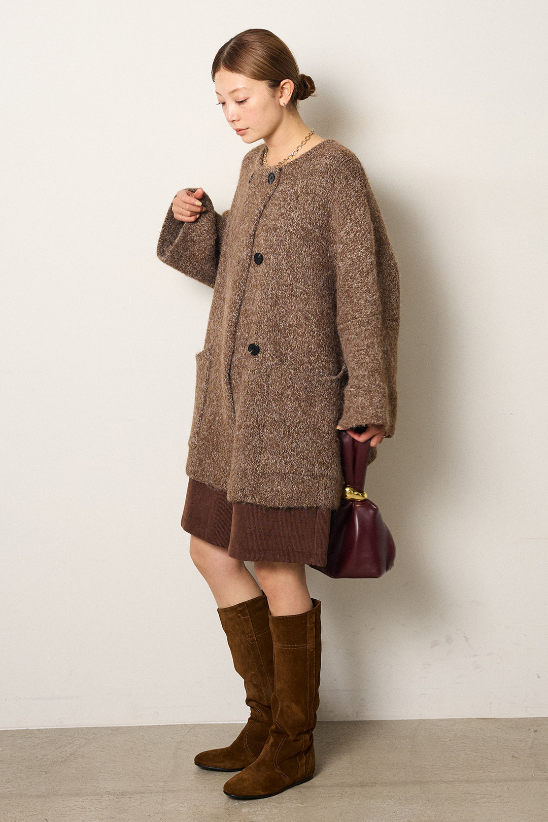 [SET]アシンメトリーボタンニットカーディガン+リラックスコーデュロイハーフパンツ(2set)