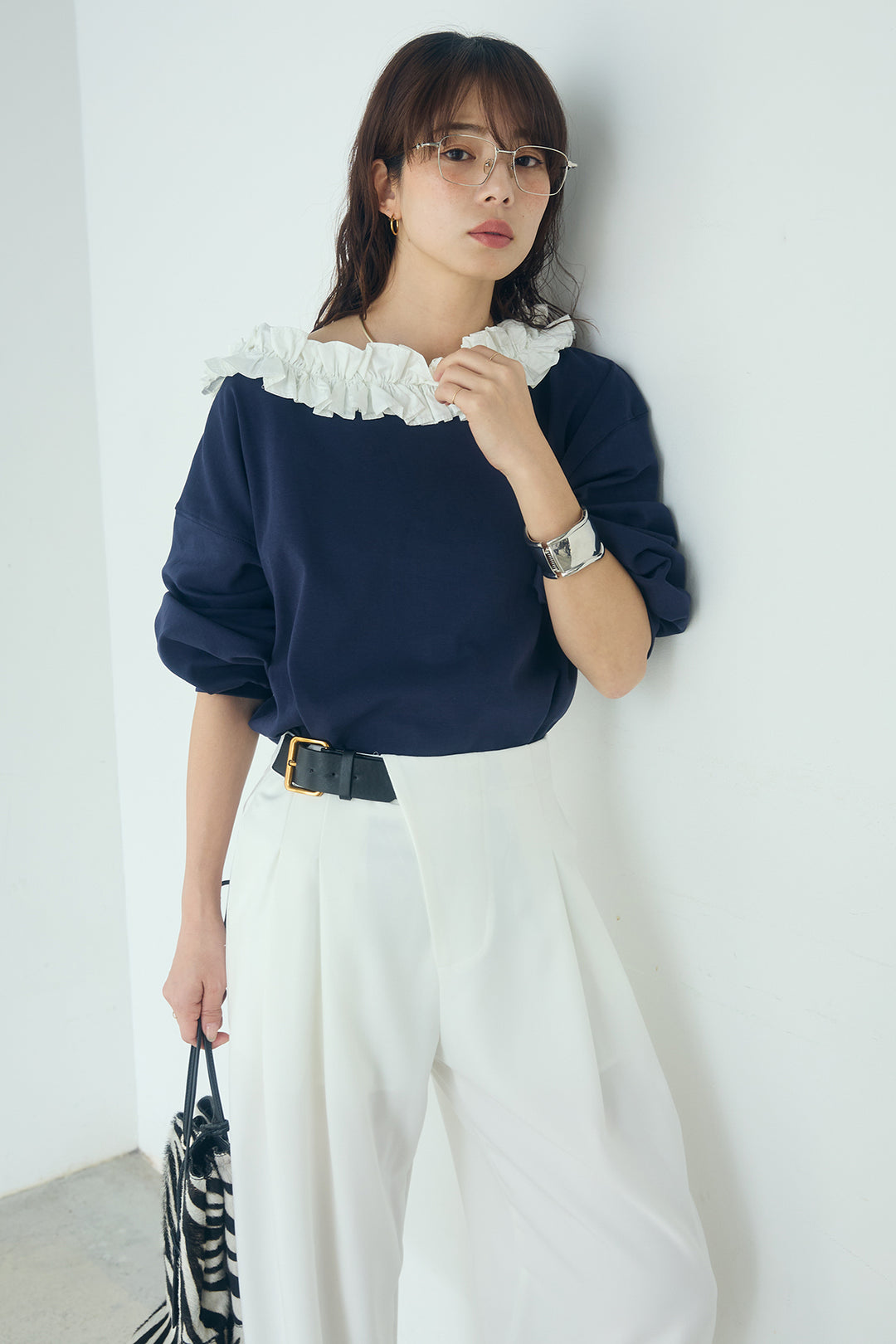 [SET]ネックギャザーフリルスウェット+サイドベルトタック入りスラックス(2set)