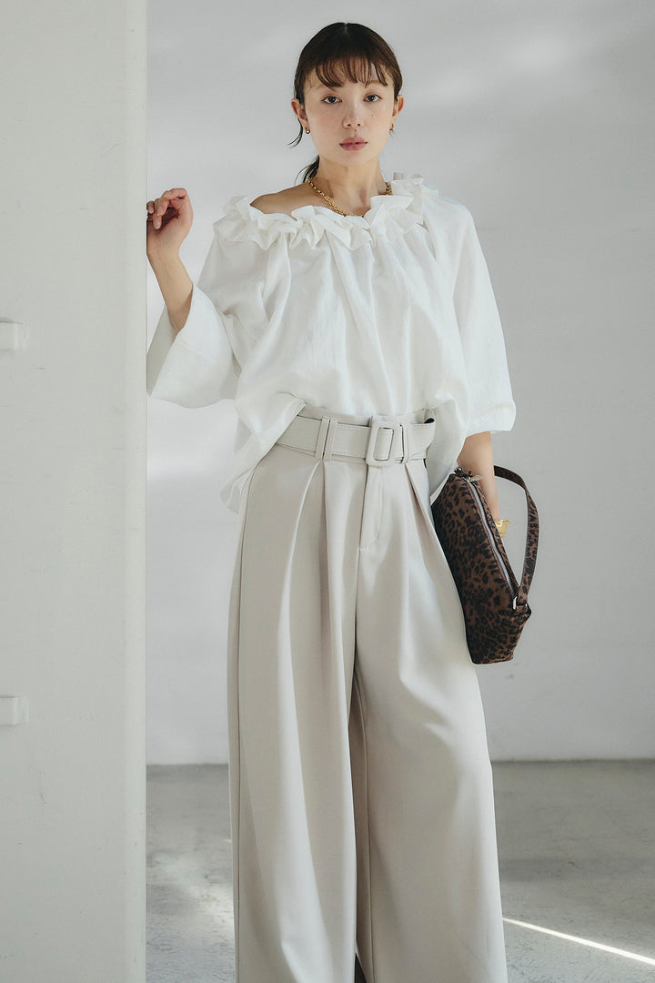 [SET]ネックフリルデザインブラウス+ベルト付きツータックワイドパンツ(2set)