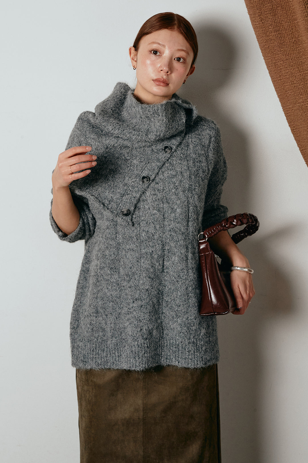 [SET]ケープデザインケーブルニットトップス+スウェードライク裾フリンジスカート(2set)