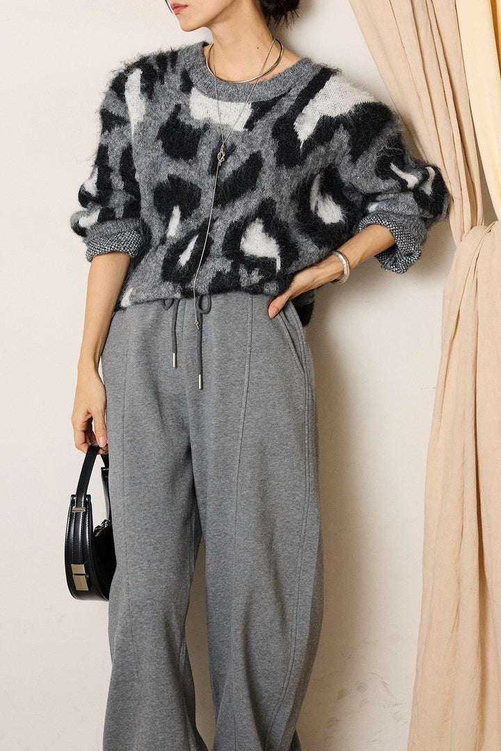 [SET]ルーズアニマルモヘアニットトップス+スウェットワイドカーブパンツ(2set)