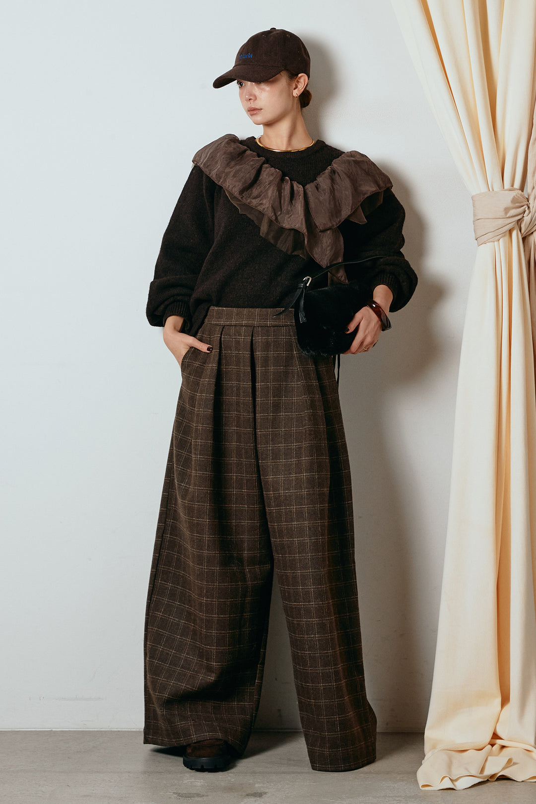 [SET]アシンメトリーフリルニットトップス+ウールライクチェックタックパンツ(2set)