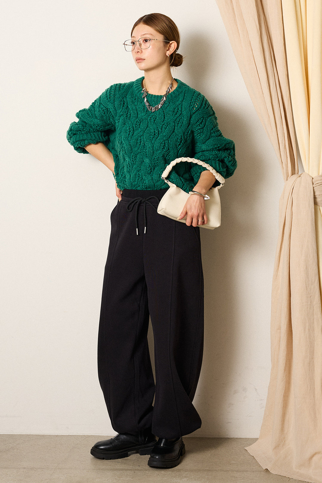 [SET]ケーブルリラックスショートニット+スウェットワイドカーブパンツ(2set)
