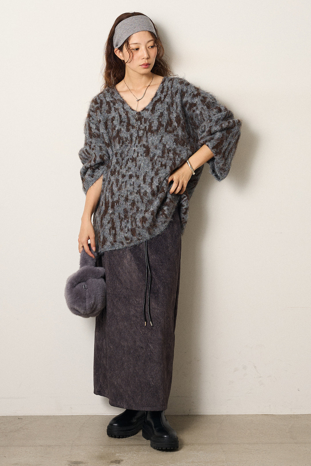 [SET]フラッフィーレオパードシャギーニット+ロープベルト付きスウェード調スカート(2set)