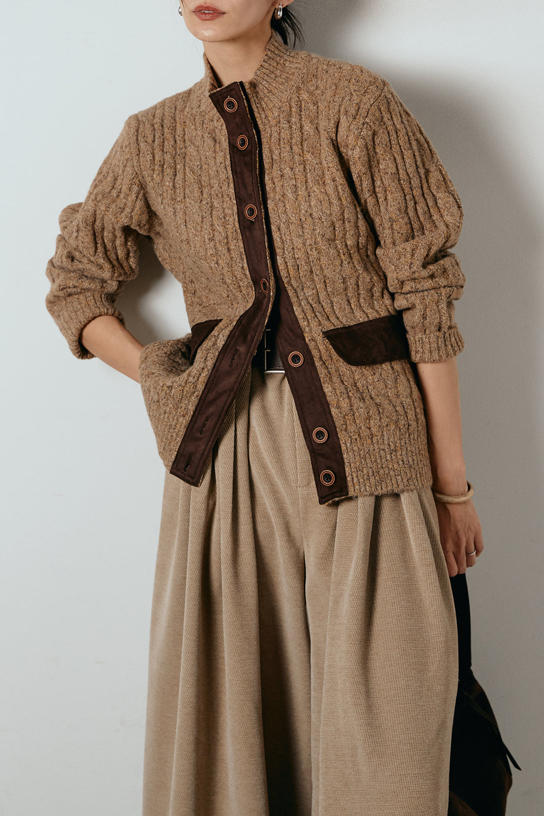 [SET]ボトルネックケーブルニットカーディガン+ベルトループコーデュロイワイドパンツ(2set)