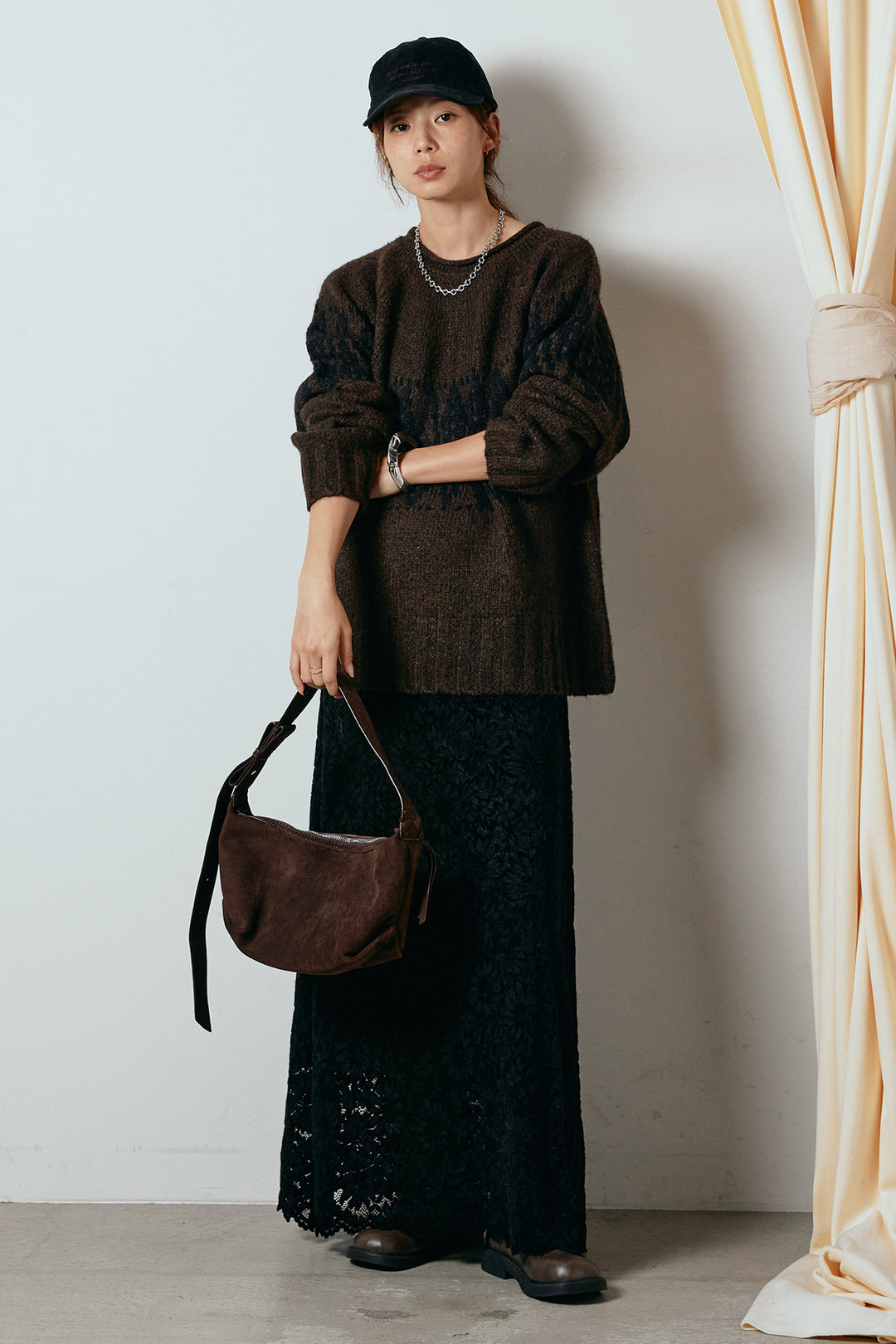 [SET]モノトーン柄ニットトップス+花柄刺繍ベロアフレアスカート(2set)