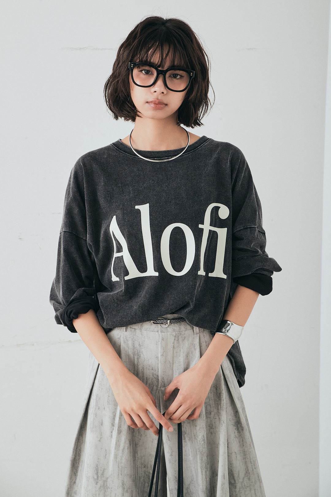 [SET]裾センタードロストロゴプリントワイドTシャツ+紐ベルト付きかすれ柄ワイドスラックス(2set)