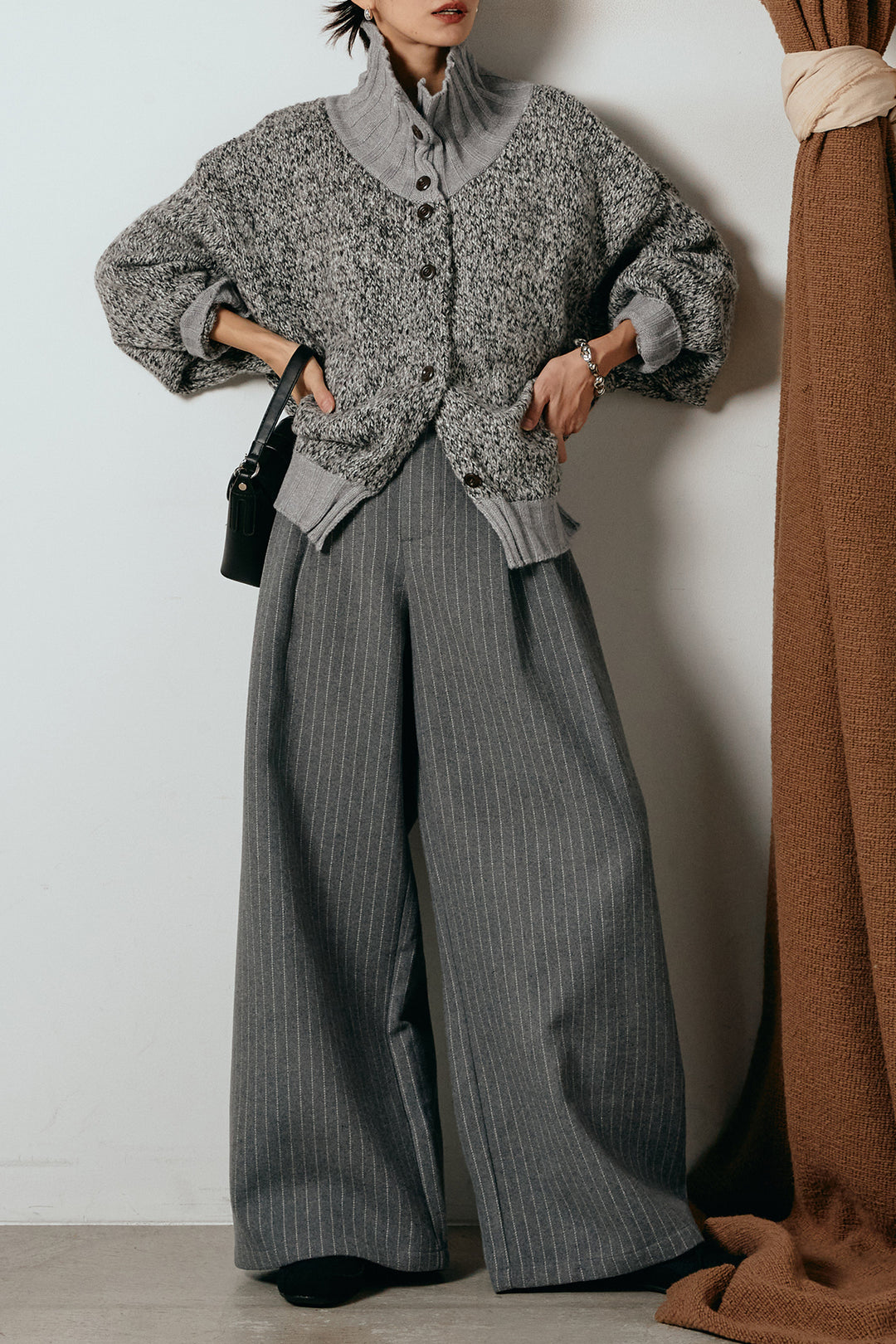 [SET]ハイネックミックスニットカーディガン+ウールライクストライプパンツ(2set)