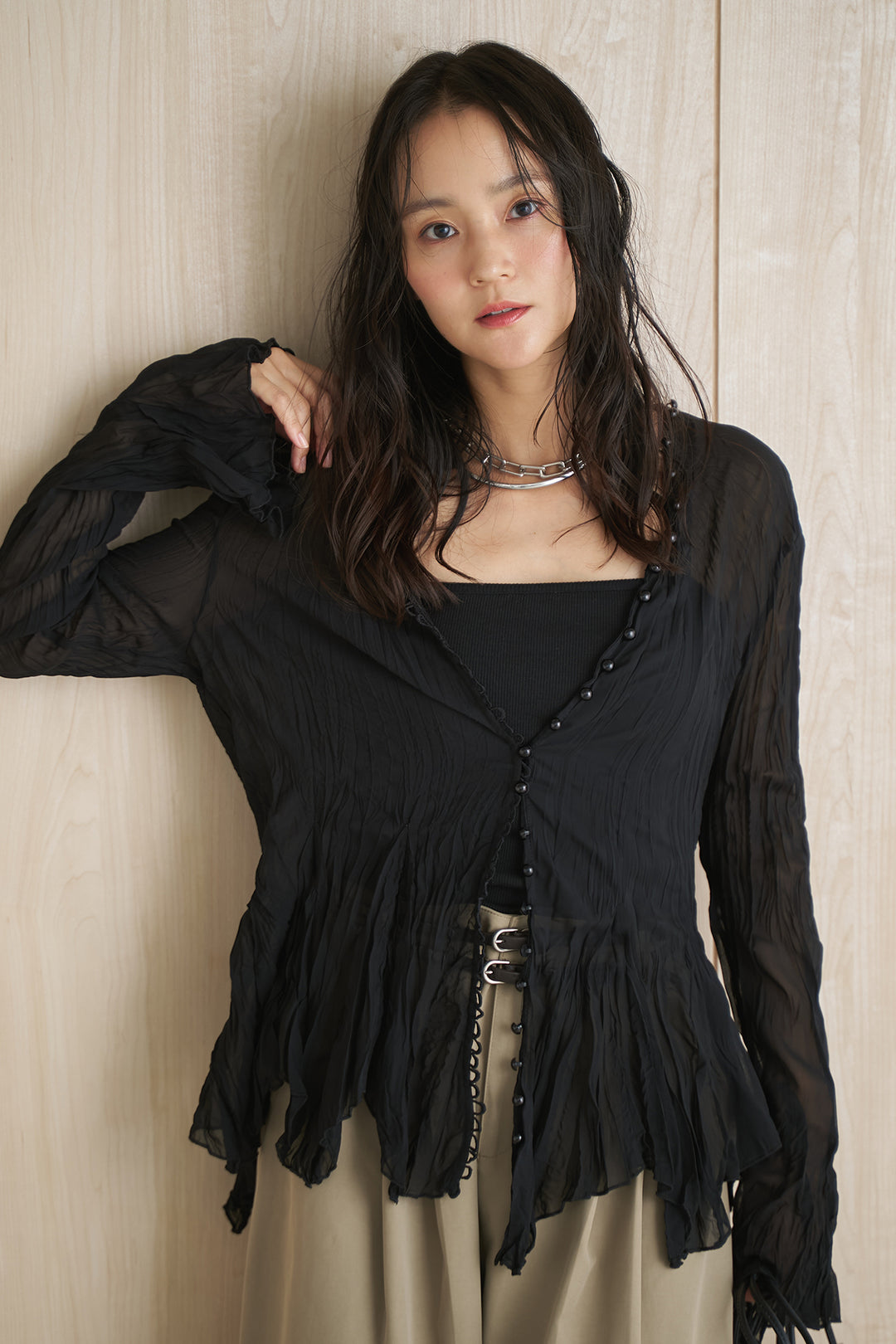 [SET]ワッシャーフロントクルミボタンブラウス+ダブルスキニーベルト付きカーブパンツ(2set)