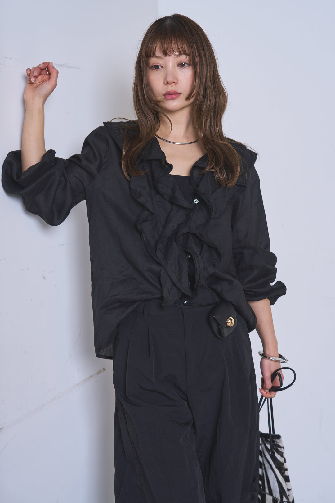 [SET]フリルボタンブラウス+ドライタフタタックバレルパンツ(2set)