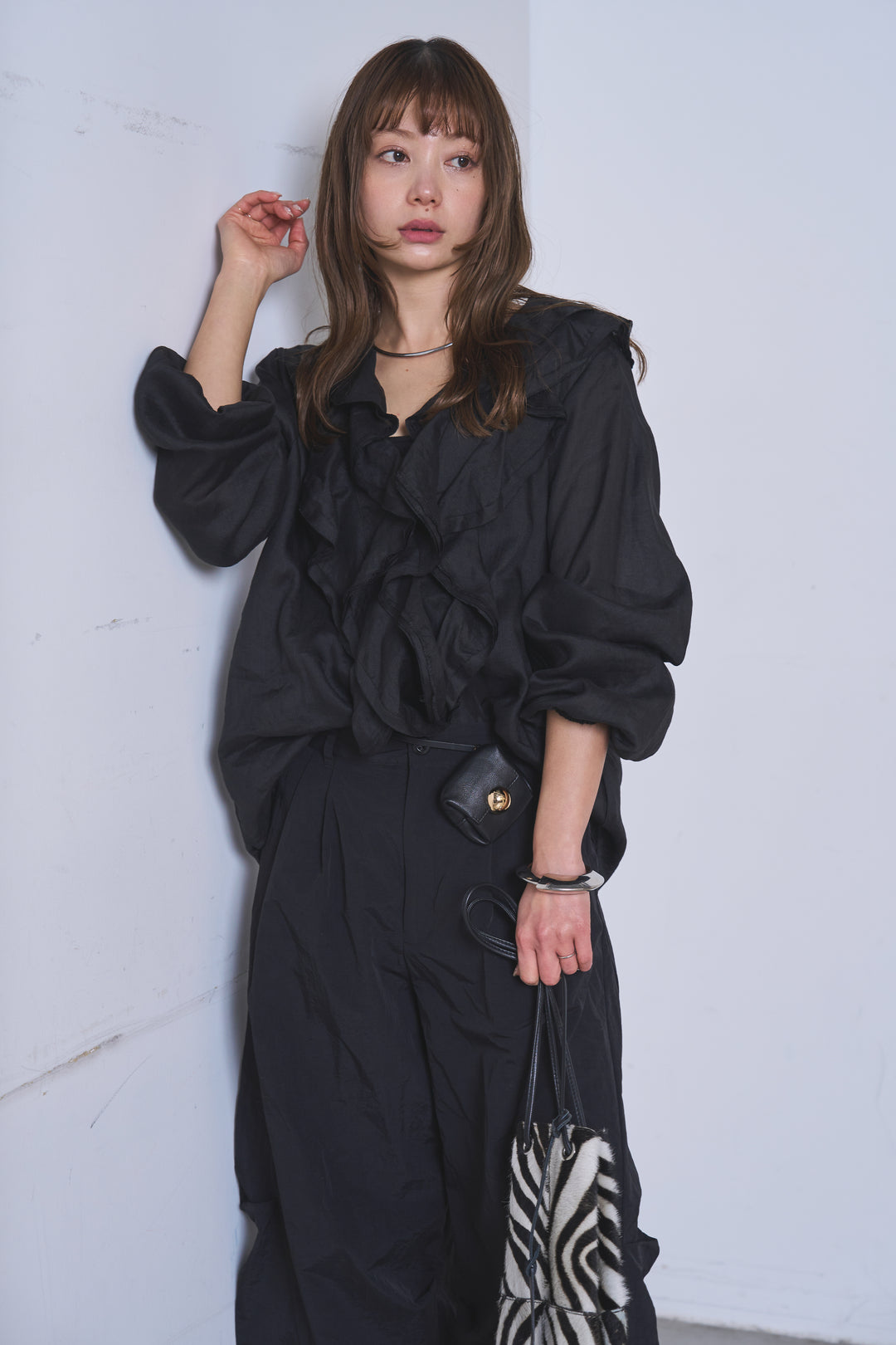 [SET]フリルボタンブラウス+ドライタフタタックバレルパンツ(2set)