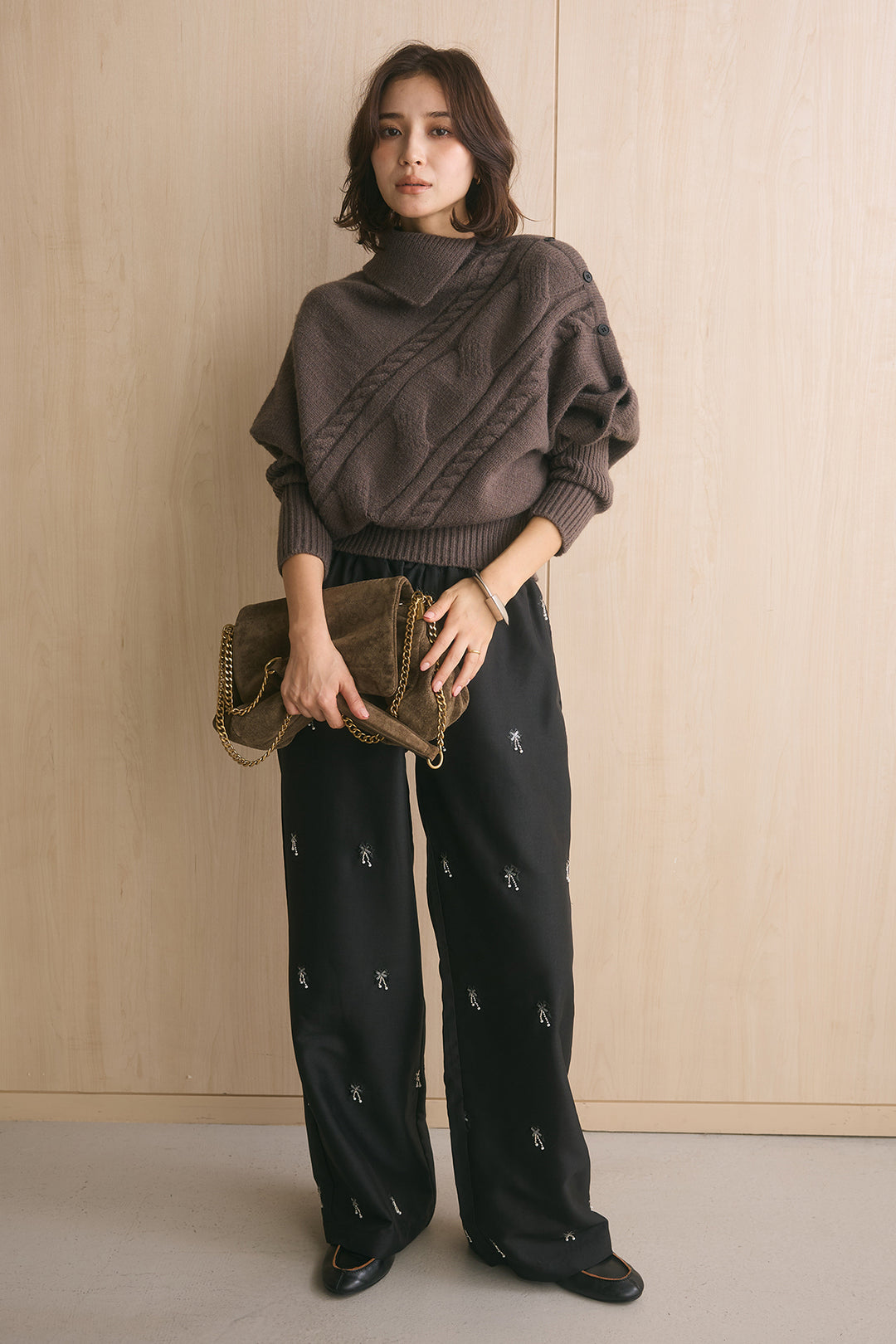 [SET]アシメカラーボタンケーブルニット+総ビーズ刺繍パンツ(2set)
