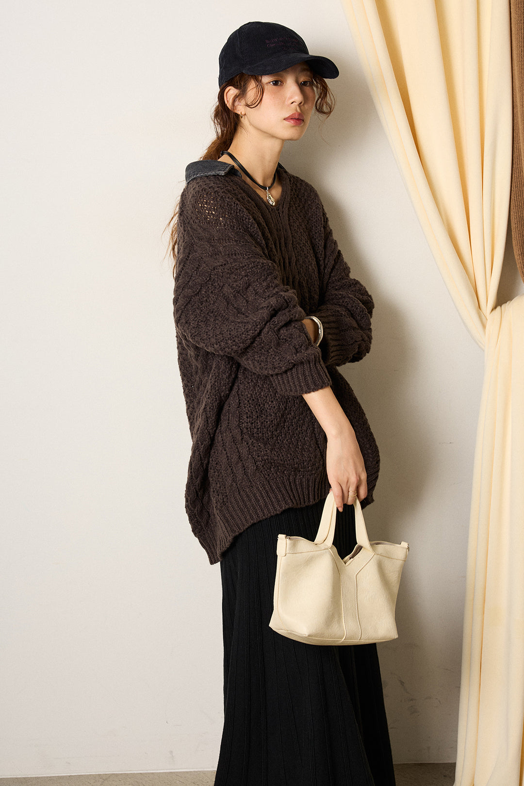 [SET]デニムカラーケーブルオーバーニット+編み地切り替えフレアニットスカート(2set)