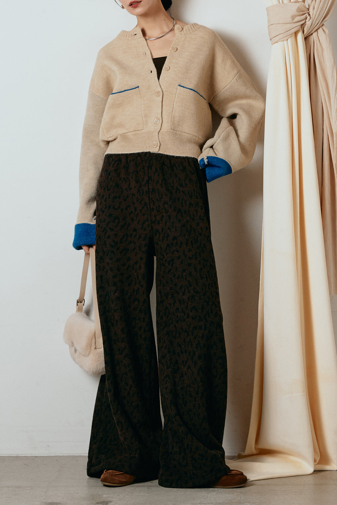 [SET]アルパカタッチダブルフェイスカーディガン+レオパードジャガードニットパンツ(2set)