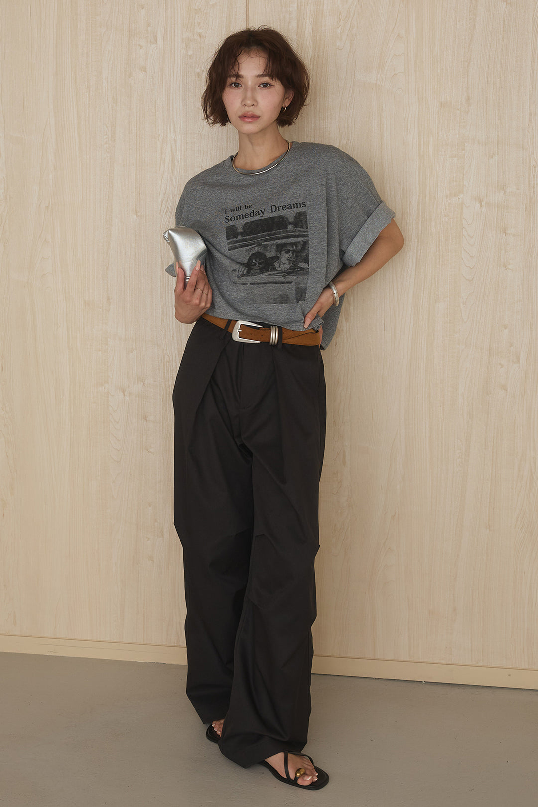 [SET]グラフィックサムデイワイドクロップドT+ニーサイドタックウエストドロストパンツ(2set)