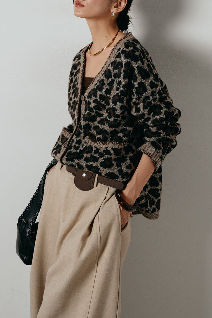 [SET]ステッチデザインレオパードニットカーディガン+ポーチベルト付きカーブパンツ(2set)
