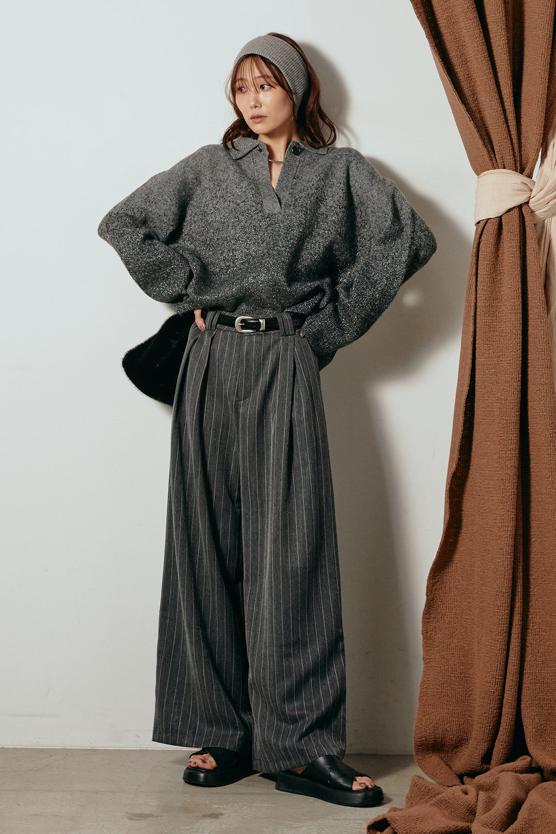 [SET]グラデーションラメニットキーネックプルオーバー+ストライプヘリンボーンパンツ(2set)