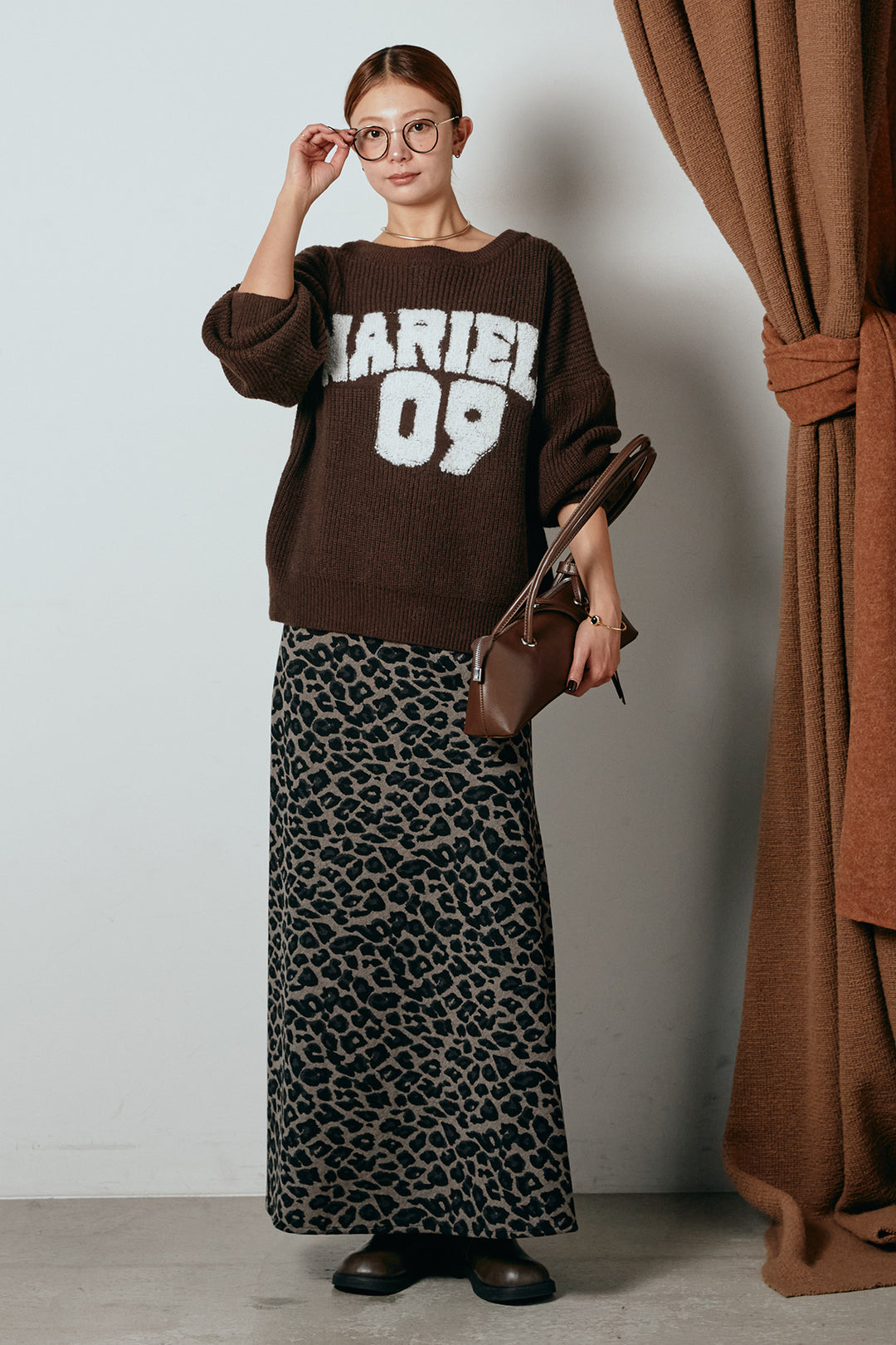 [SET]ロゴジャガードニットトップス+レオパードロングスカート(2set)