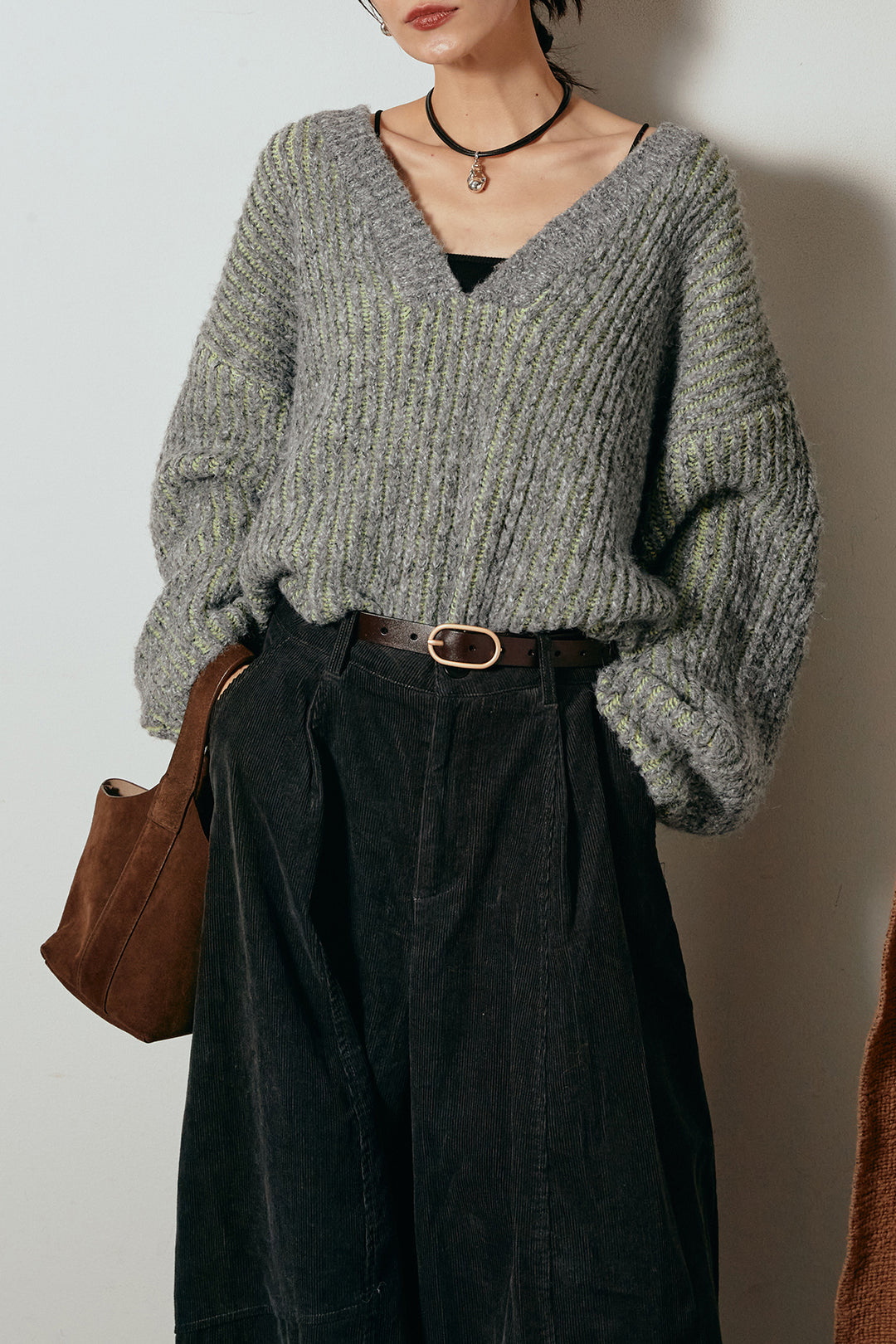 [SET]アルパカタッチ深Vニットトップス+タック入りコーデュロイワイドパンツ(2set)