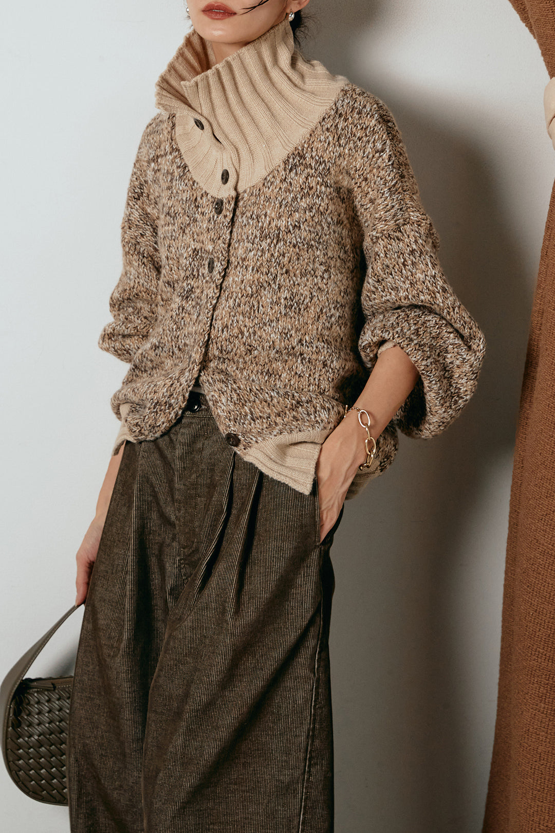 [SET]ハイネックミックスニットカーディガン+フロントタック入りコーデュロイパンツ(2set)