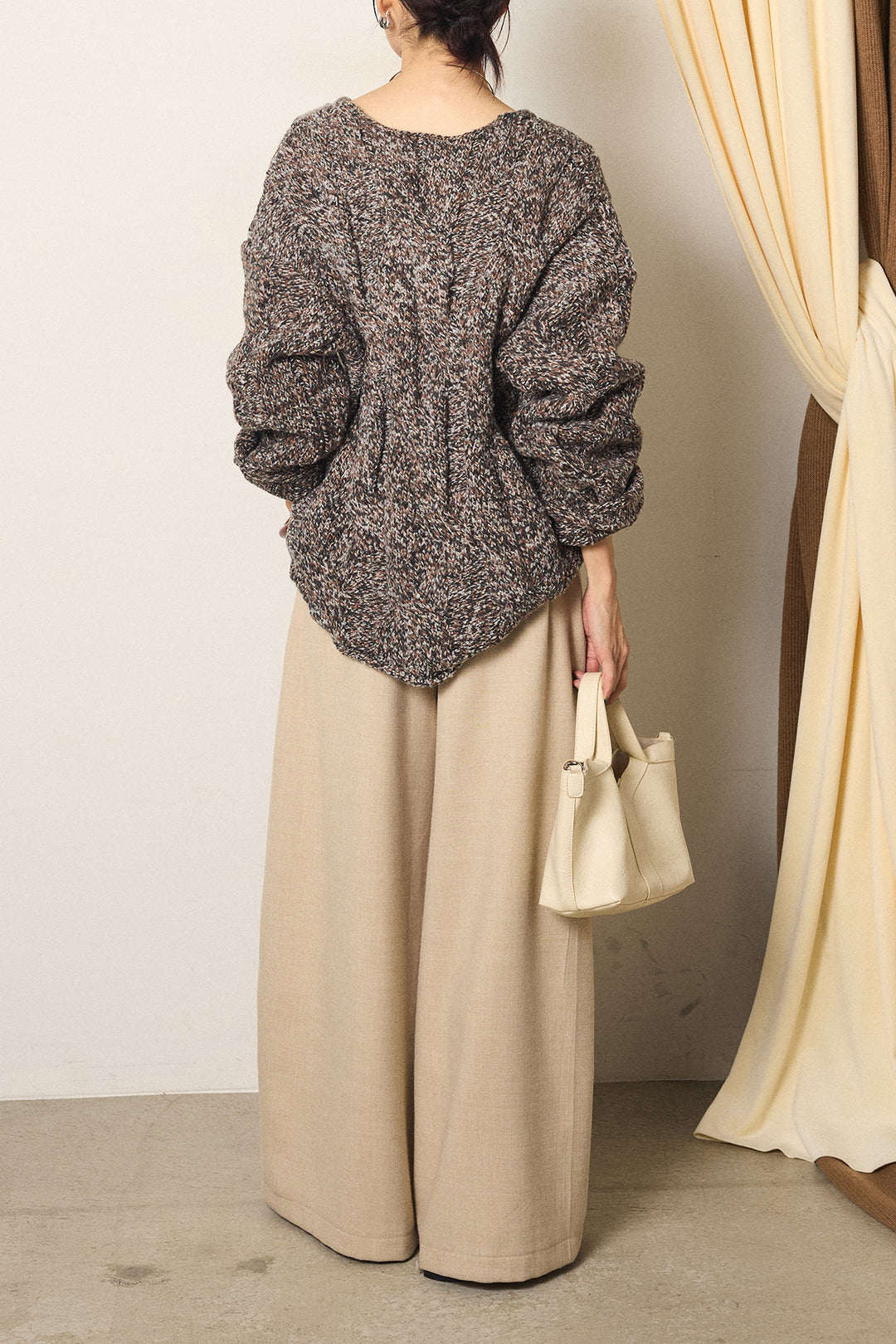 [SET]Vネックミックス編みニットトップス+ポーチベルト付きカーブパンツ(2set)