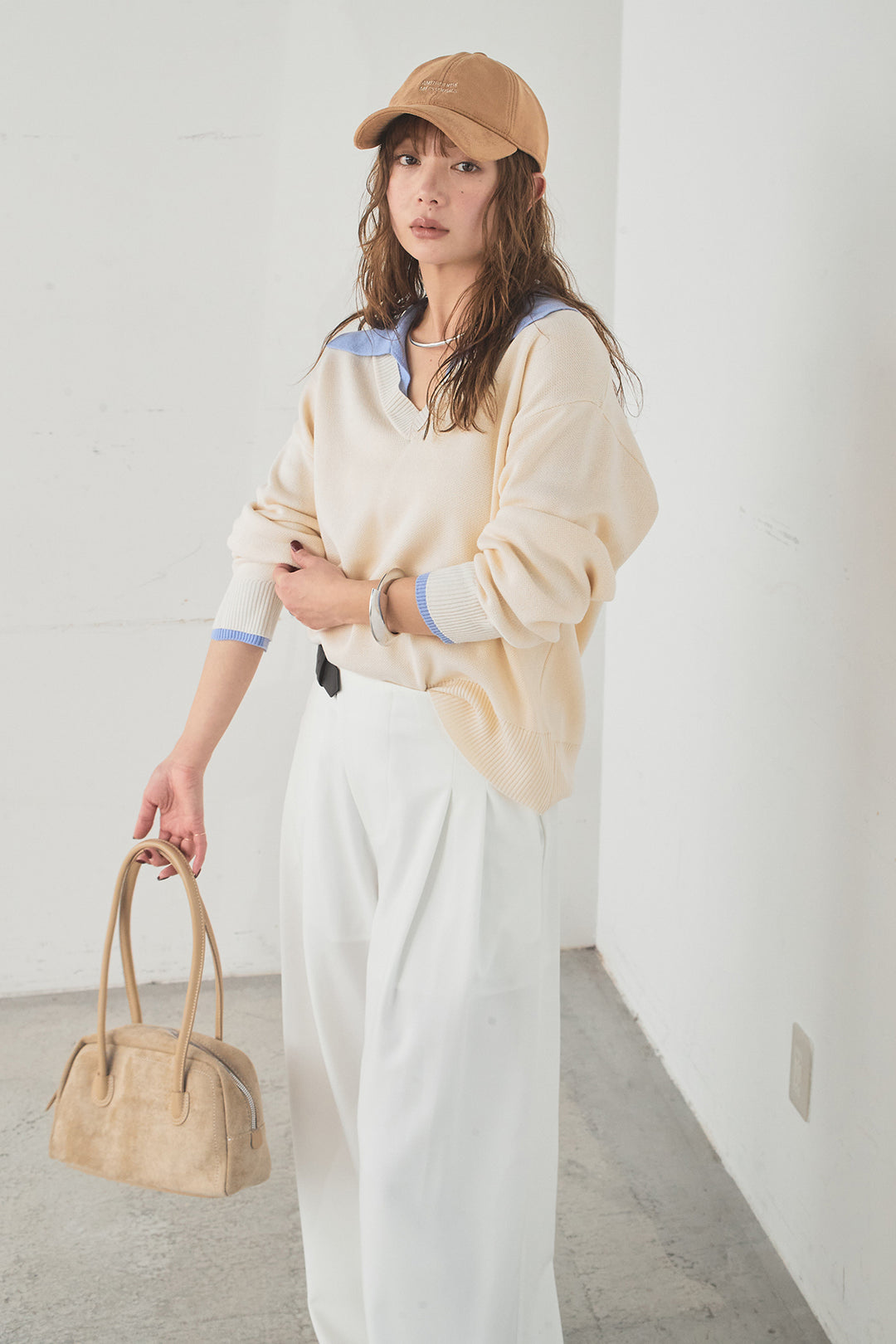 [SET]バイカラーニットレイヤード風プルオーバー+サイドベルトタック入りスラックス(2set)