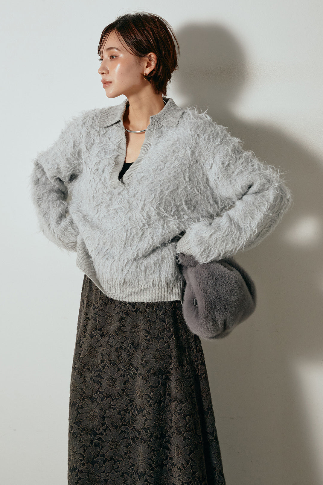 [SET]襟付きシャギーニットポロトップス+花柄刺繍ベロアフレアスカート(2set)