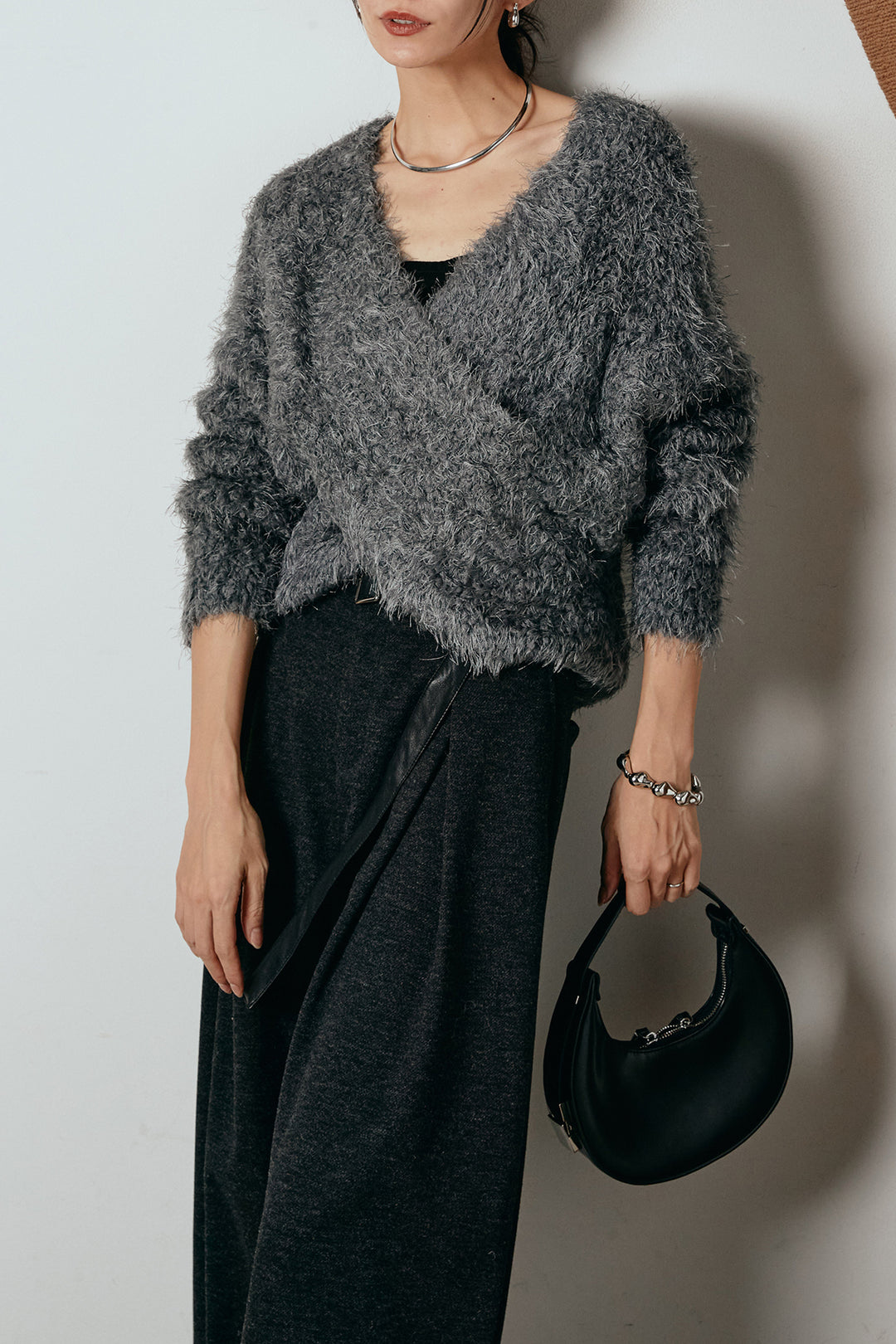 [SET]シャギークロスニットトップス+細ベルト付き起毛タックワイドパンツ(2set)