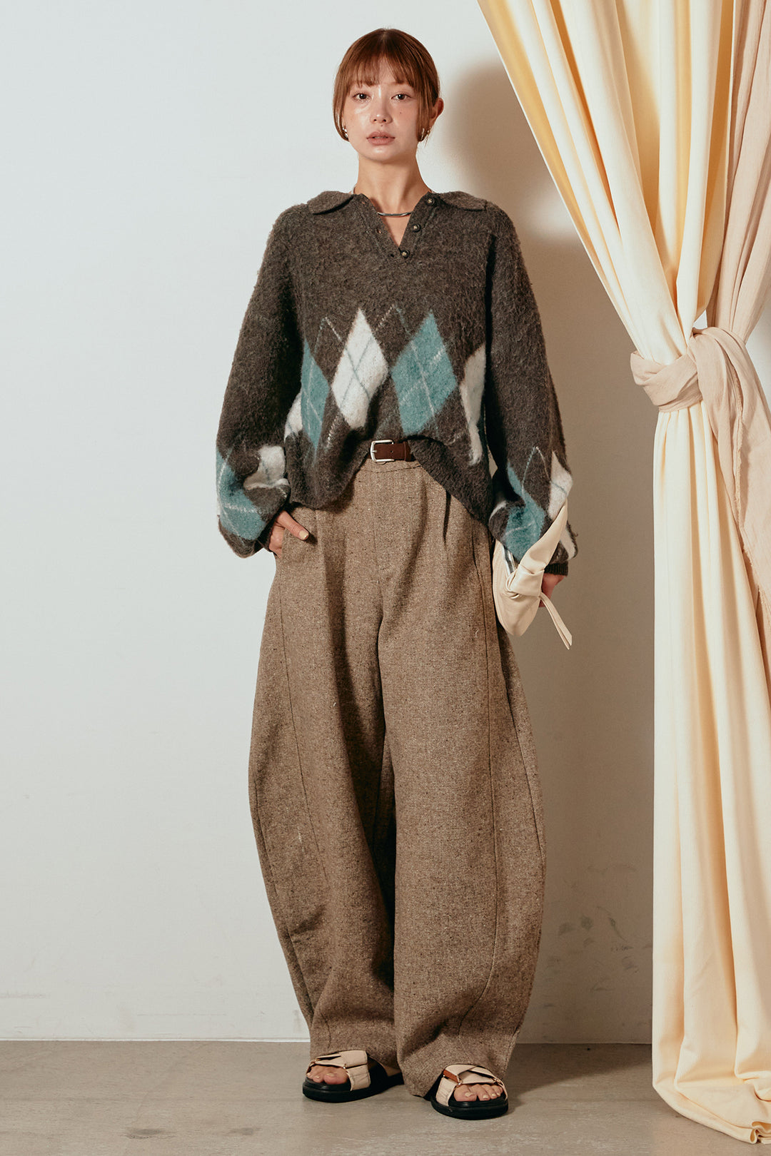 [SET]アーガイル柄ポロニットトップス+ベルト付きネップツイードカーブパンツ(2set)