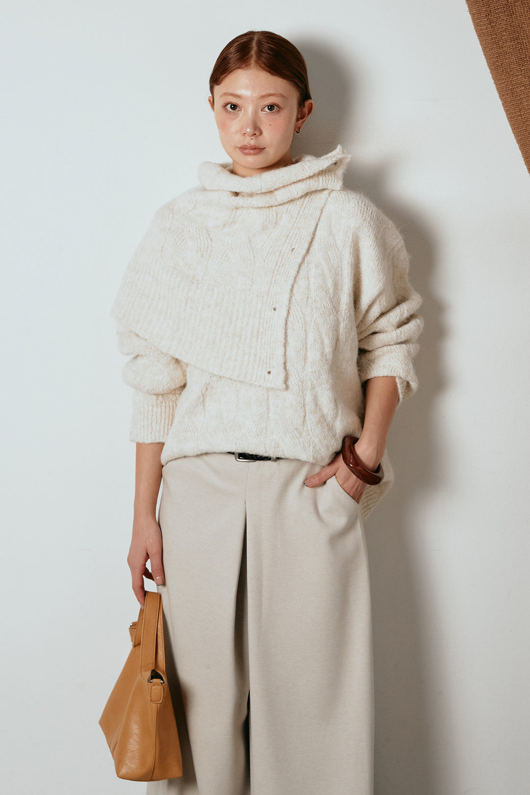 [SET]ケープデザインケーブルニットトップス+ベルト付きフロントタックデザインパンツ(2set)