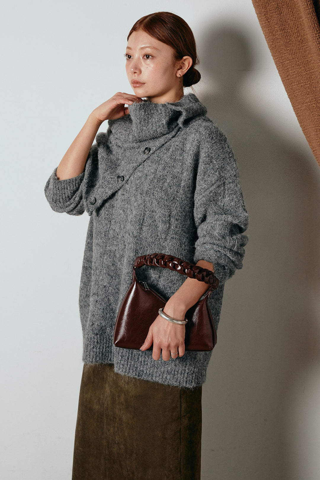 [SET]ケープデザインケーブルニットトップス+スウェードライク裾フリンジスカート(2set)