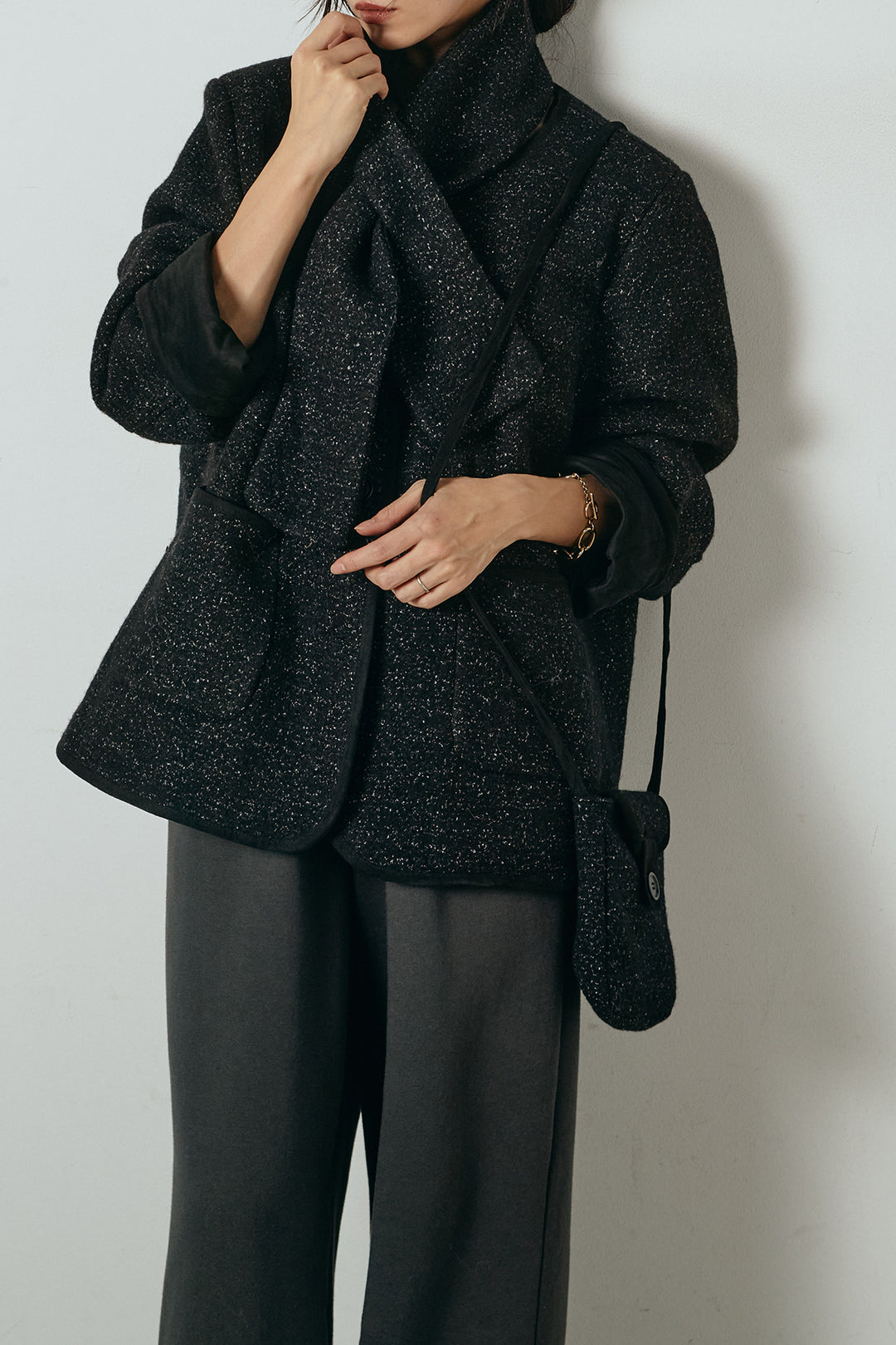 [SET]ノーカラーマフラーバッグ付きアウター+裏起毛スウェットワイドパンツ(2set)