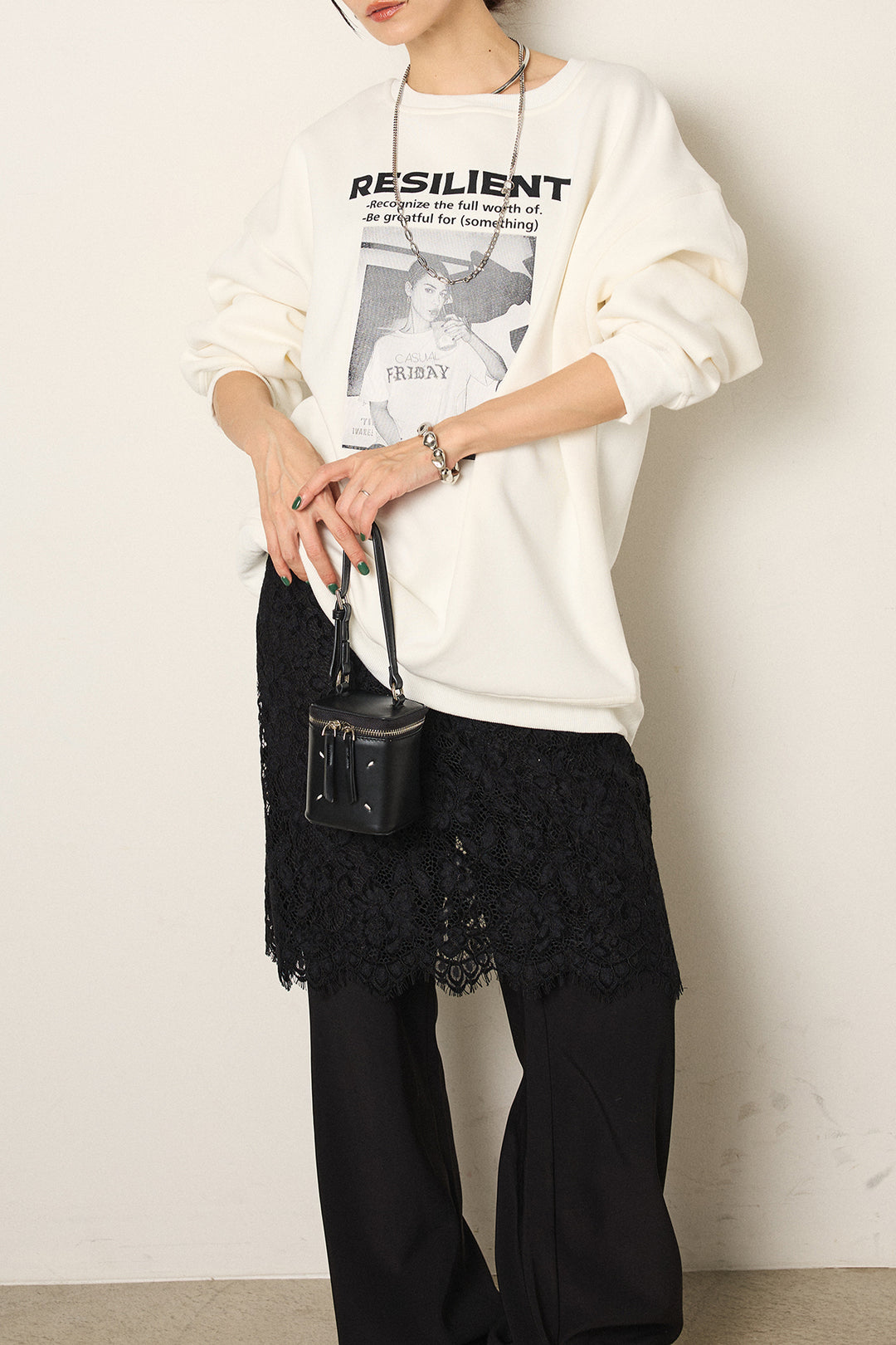 [SET]モノトーンプリントスウェット+レース刺繍レイヤードフレアパンツ(2set)