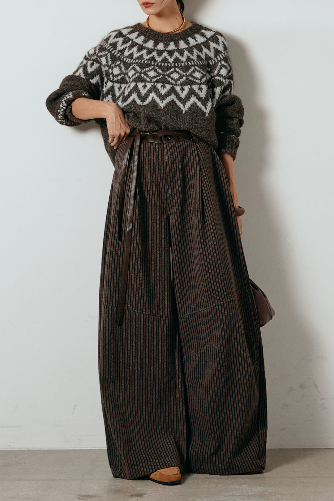 [SET]ノルディック柄Uネックプルオーバー+レザーライク配色ストライプパンツ(2set)