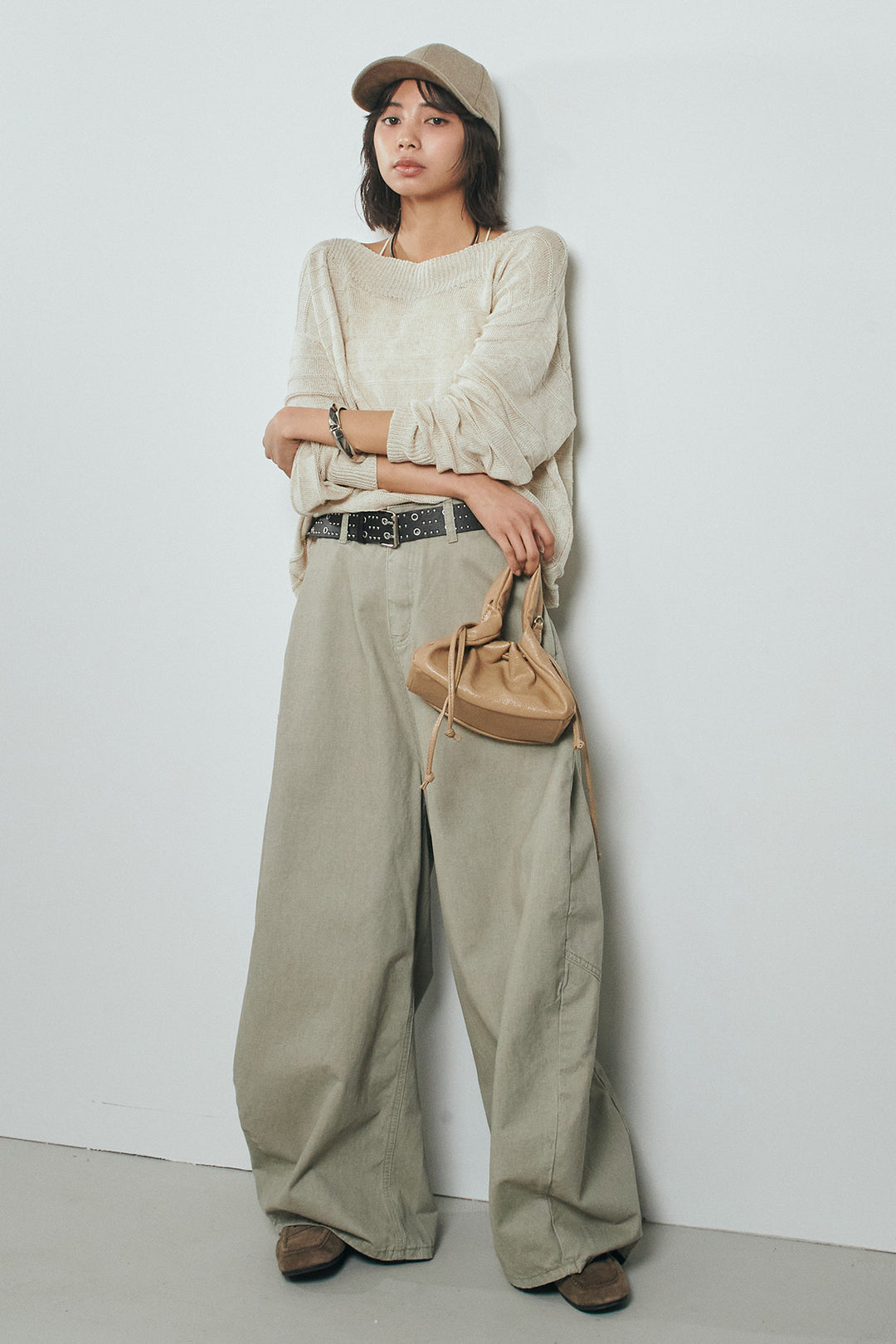 [SET]麻混リラックスニットトップス+ベルト付きカラーデニムパンツ(2set)