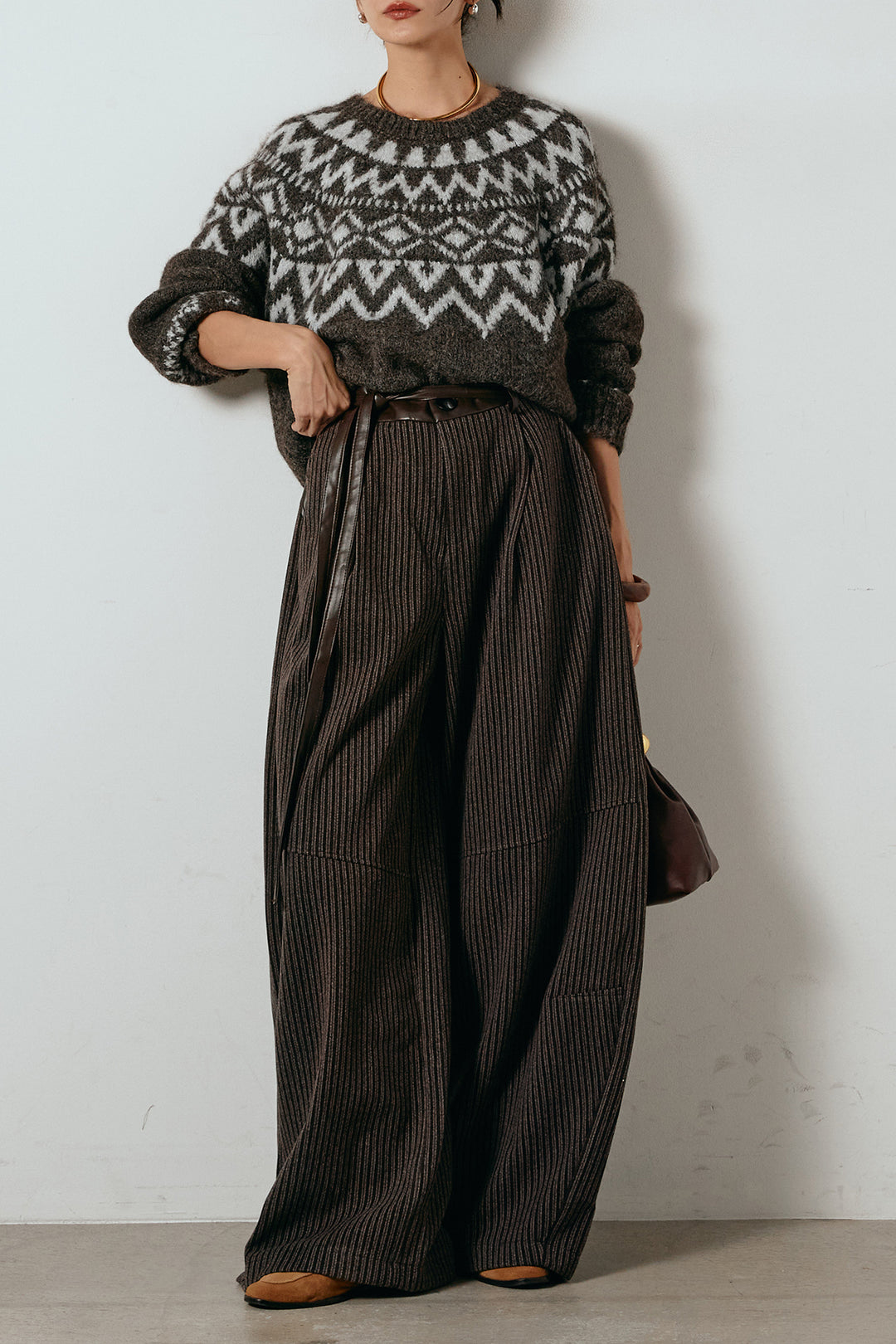 [SET]ノルディック柄Uネックプルオーバー+レザーライク配色ストライプパンツ(2set)