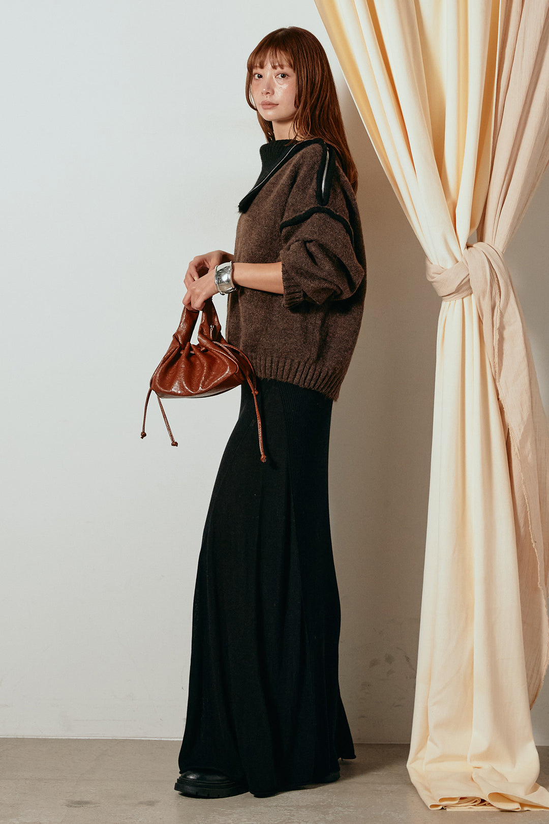 [SET]ハイネックジップデザインニットトップス+サイド切り替えリブニットロングスカート(2set)