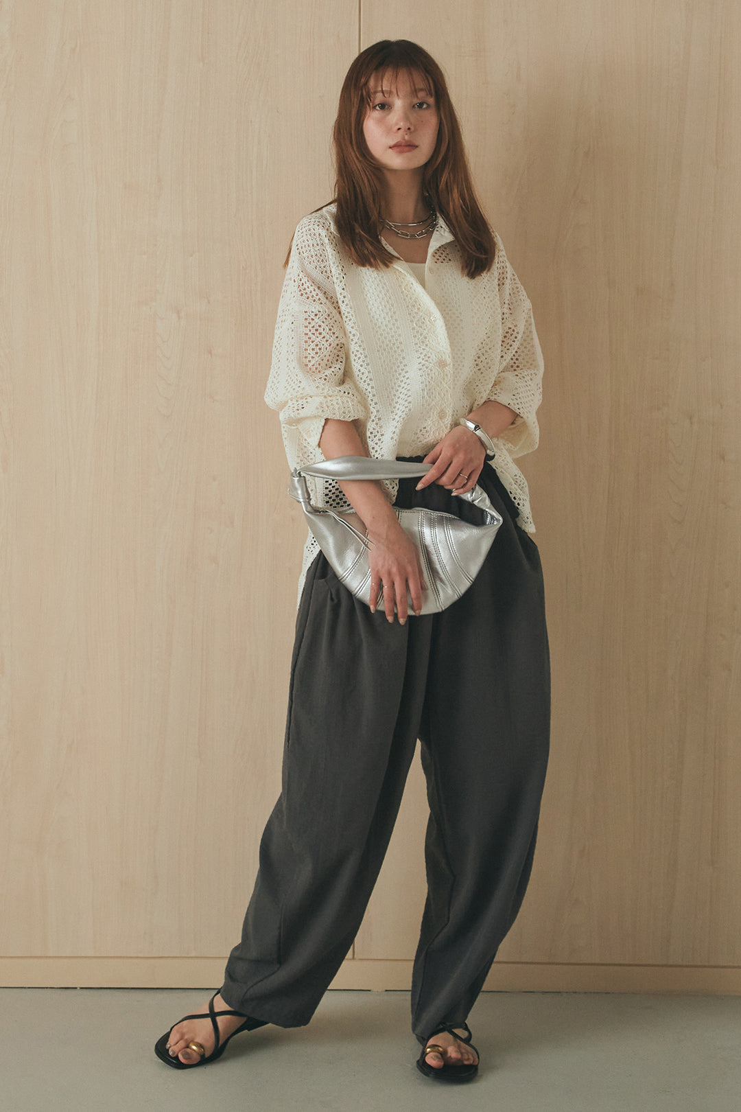 [SET]長袖襟付きレースシャツ+ポケットタックフォルムパンツ(2set)