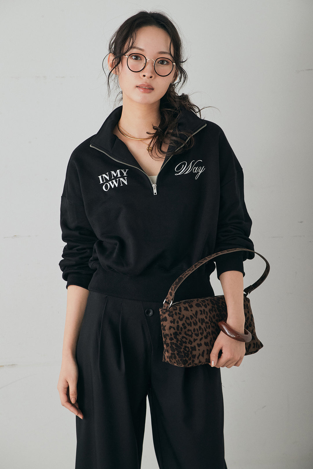 [SET]裏毛ロゴ刺繍ハーフZIPスウェット+斜めボタンタック入りスラックス(2set)