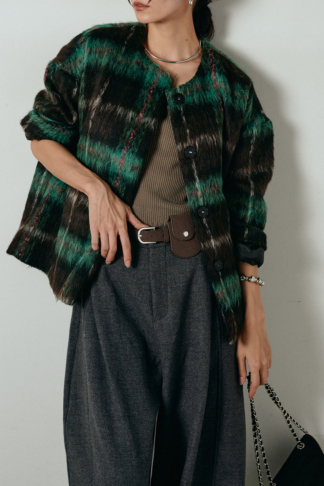 [SET]ノーカラーシャギーチェックアウター+ポーチベルト付きカーブパンツ(2set)